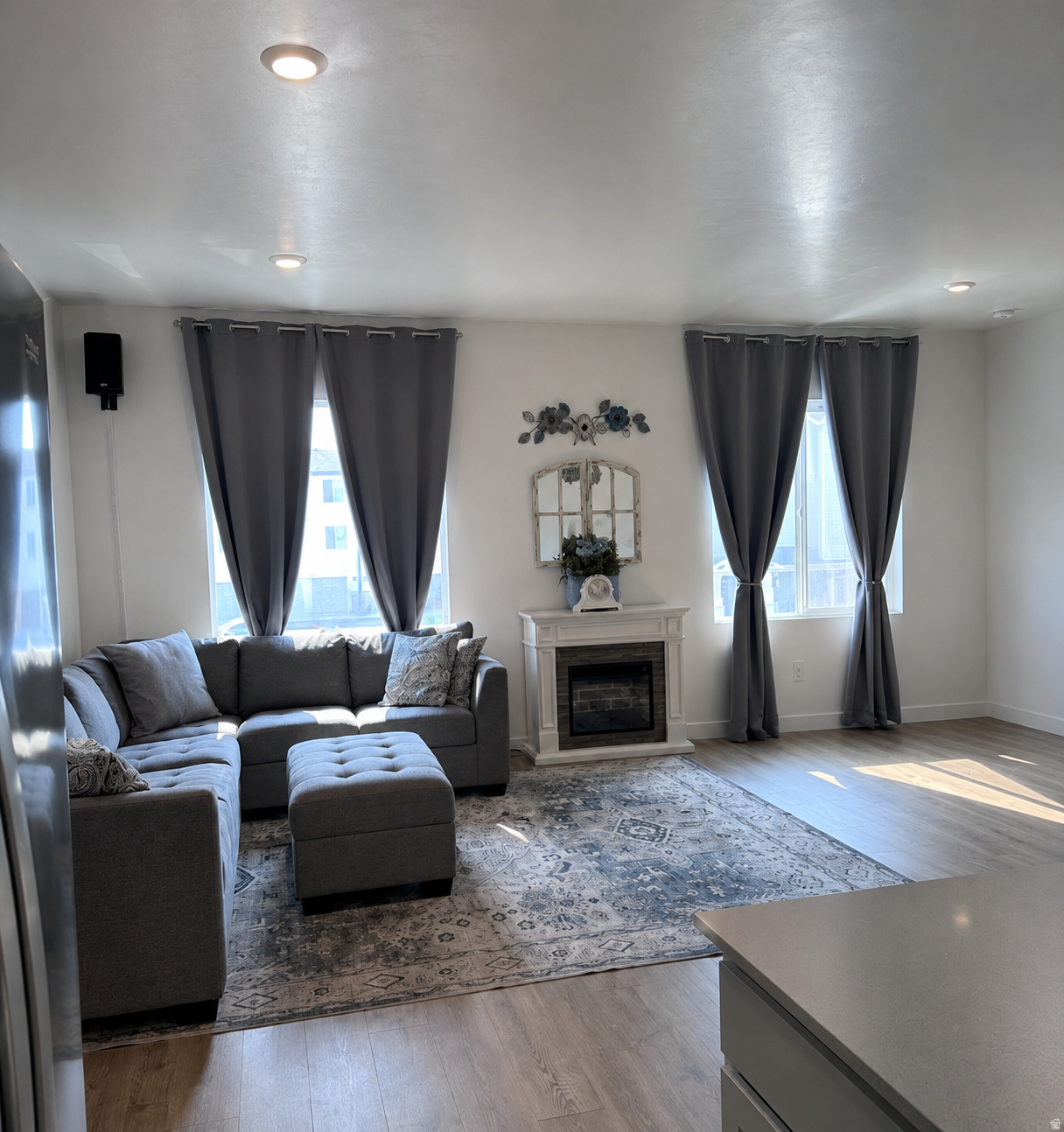 EAGLE POINT TOWNHOMES - Residential