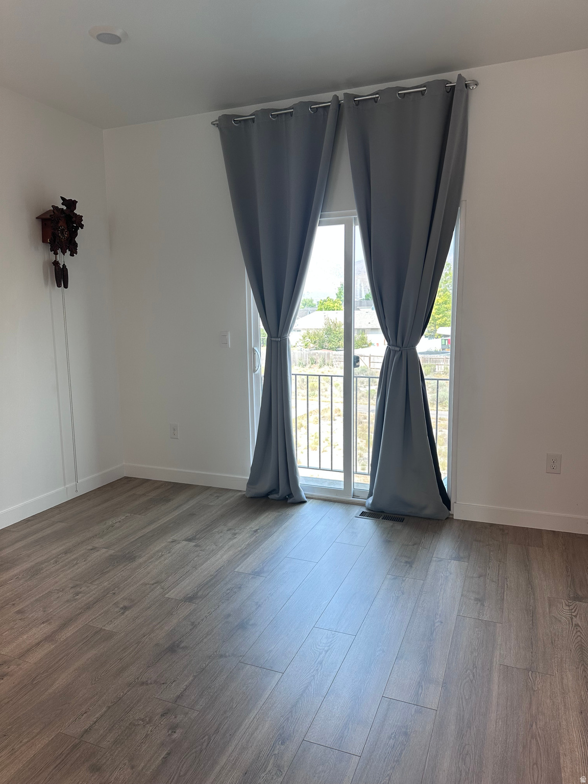EAGLE POINT TOWNHOMES - Residential