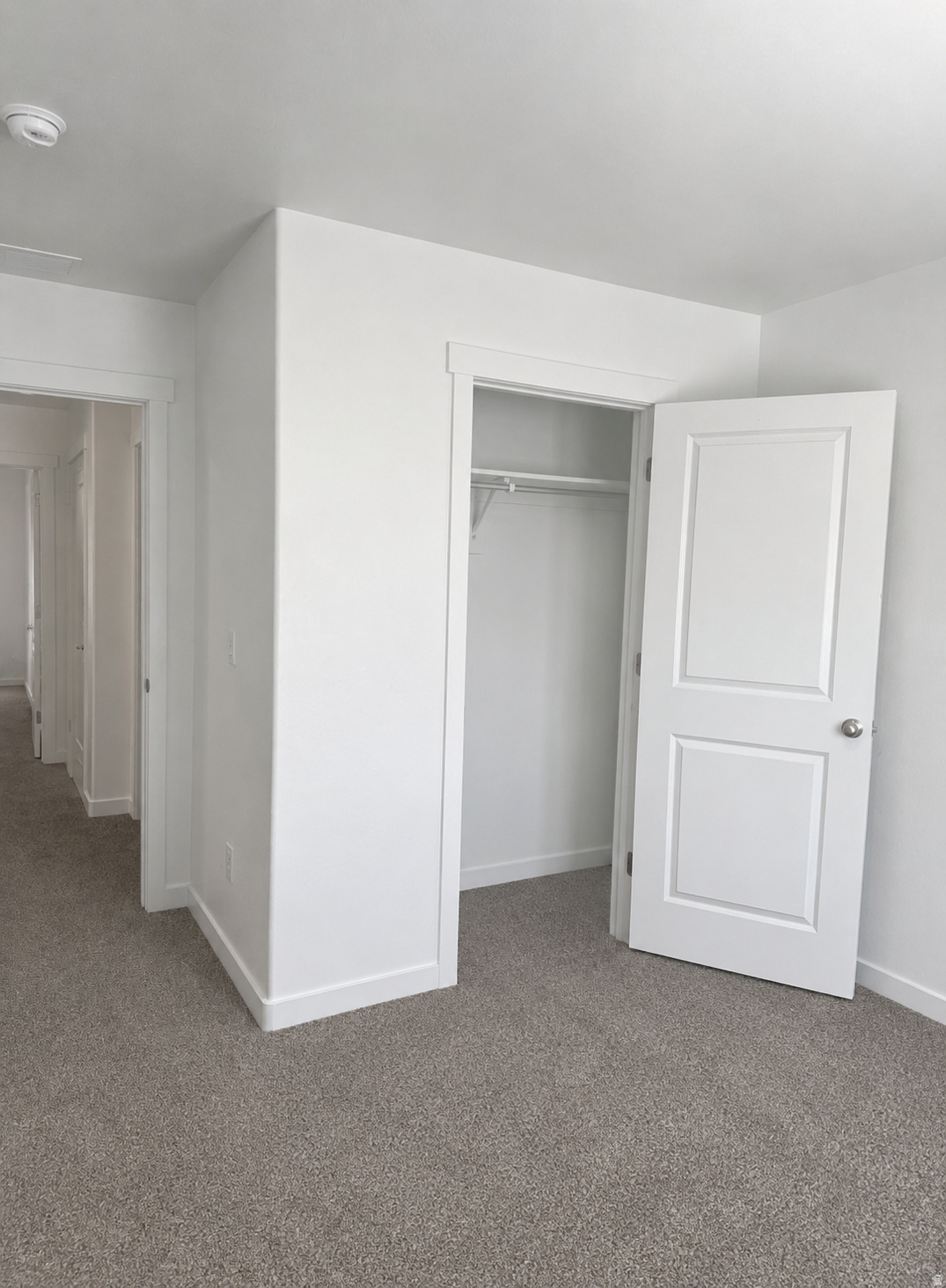 EAGLE POINT TOWNHOMES - Residential