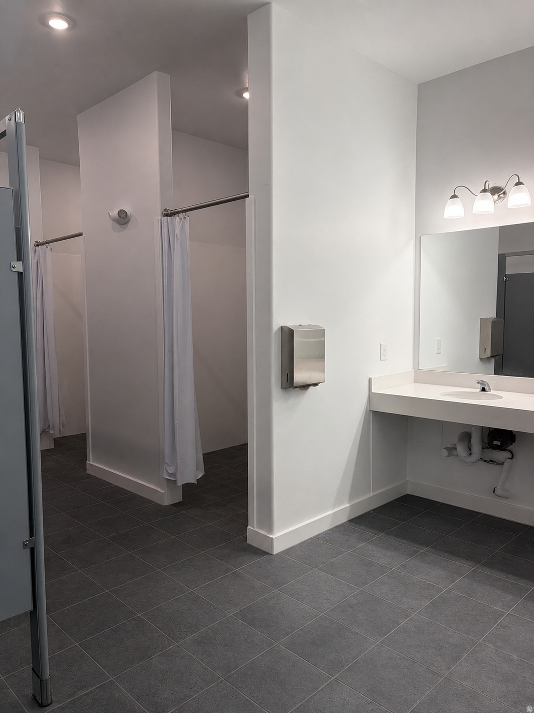 EAGLE POINT TOWNHOMES - Residential