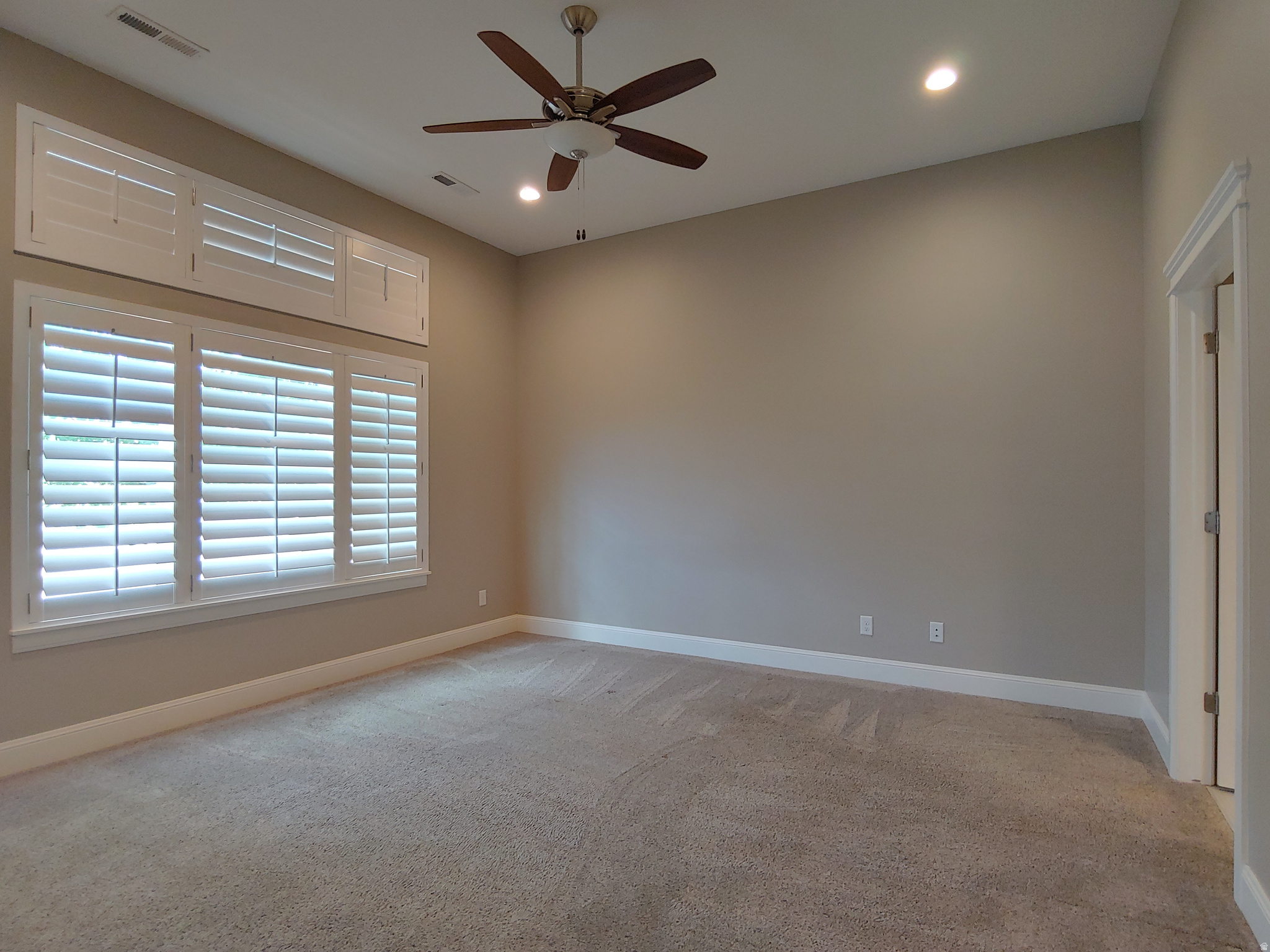 HARVEST CROSSING VILLAS - Residential