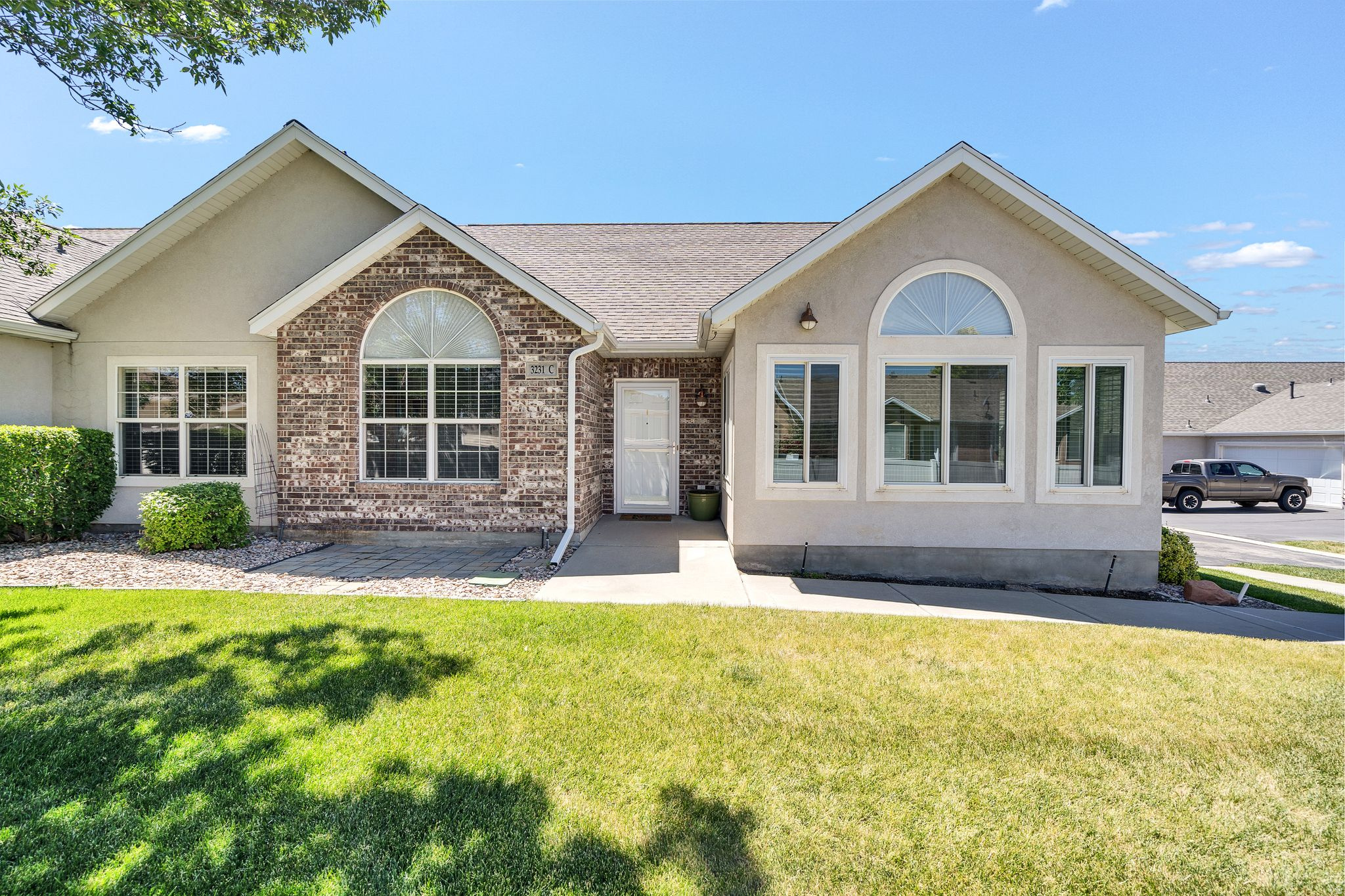 HUNTER - Residential