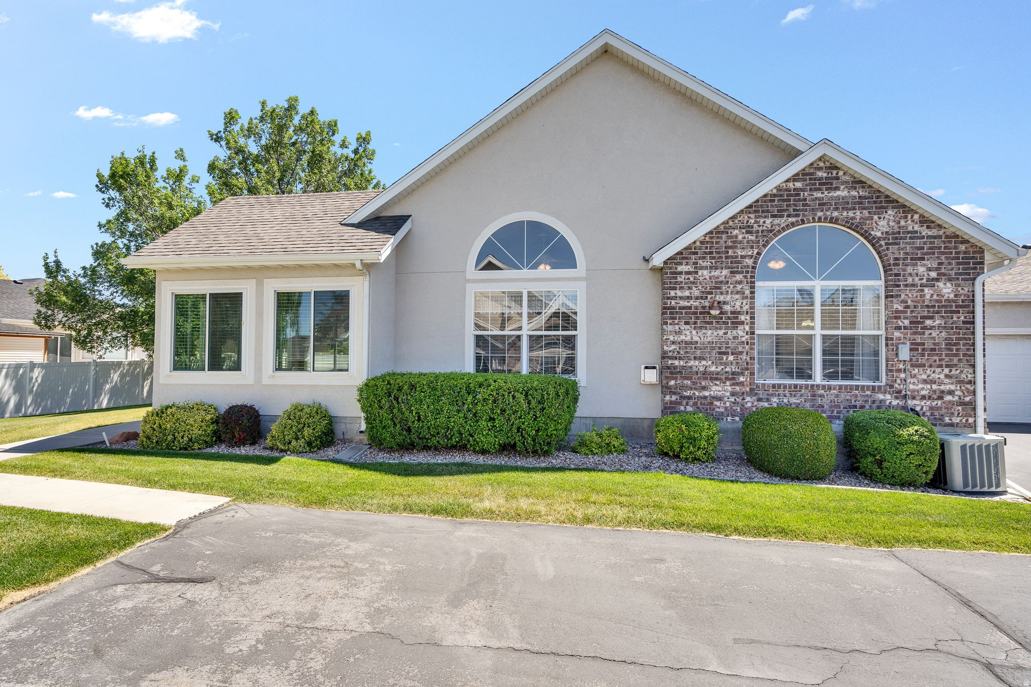 HUNTER - Residential