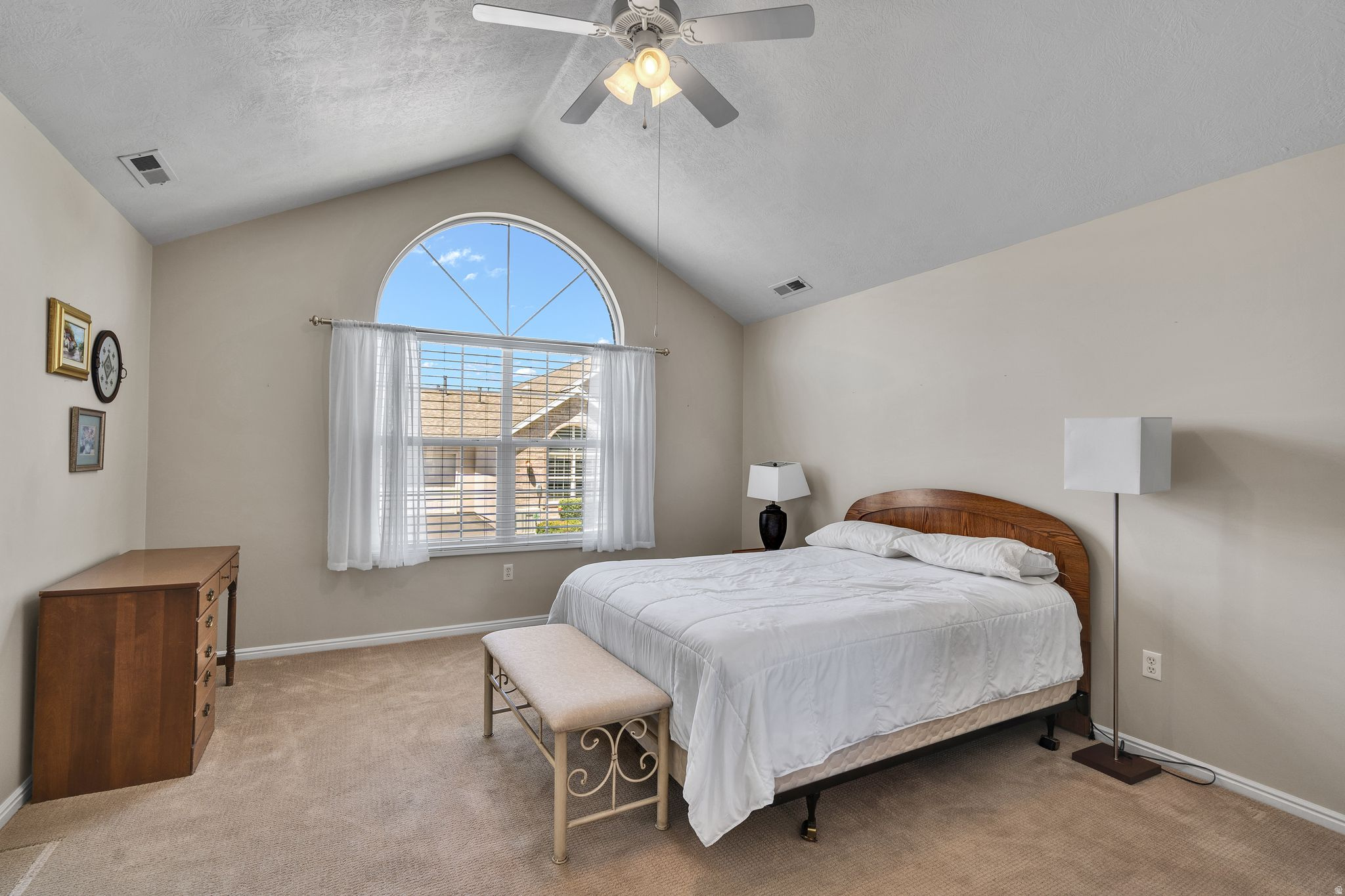 HUNTER - Residential