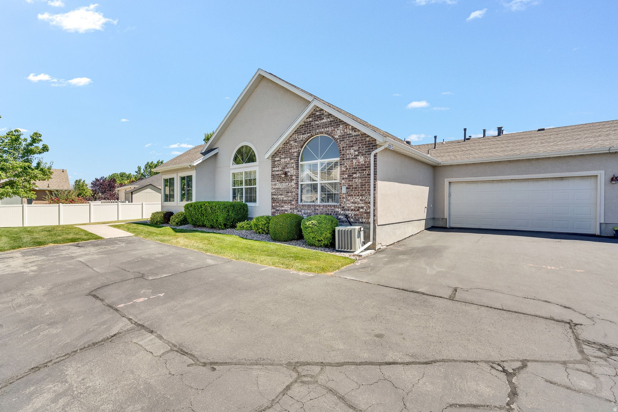 HUNTER - Residential
