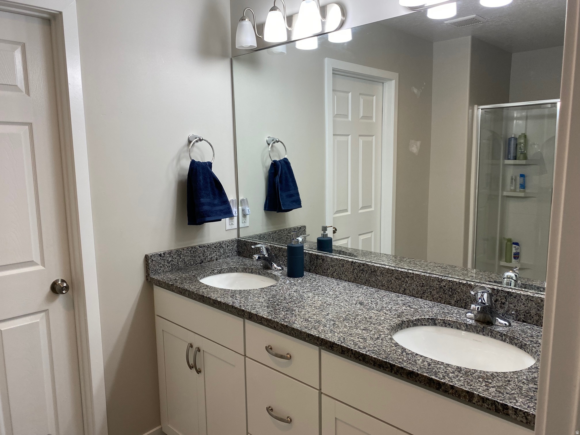 FOUNDERS POINT - Residential Lease