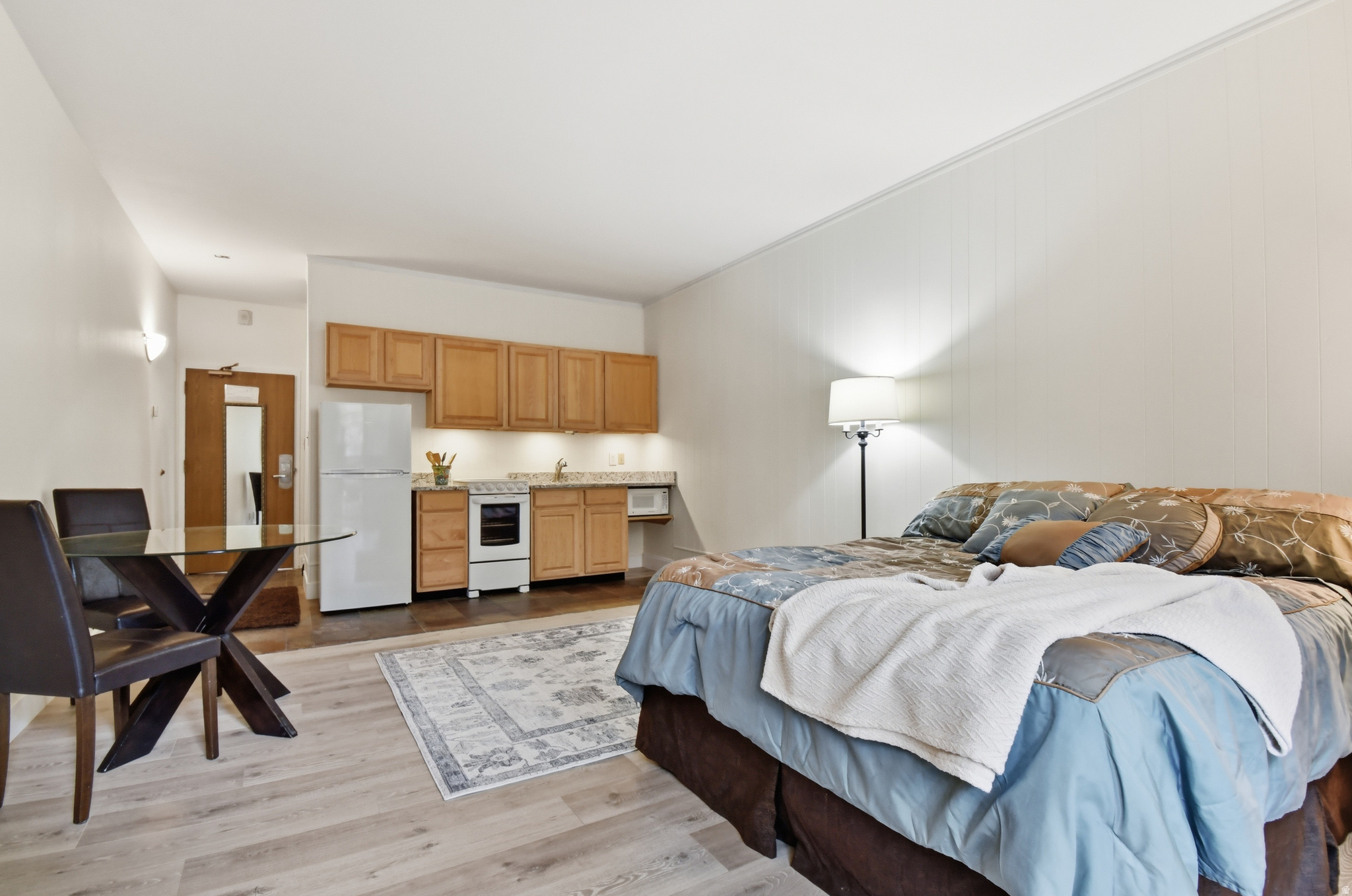 PROSPECTOR SQUARE CONDO - Residential
