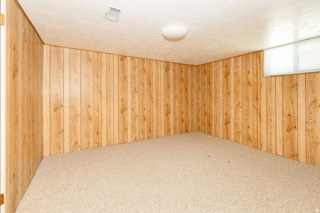 KEARNS TOWNSITE - Residential