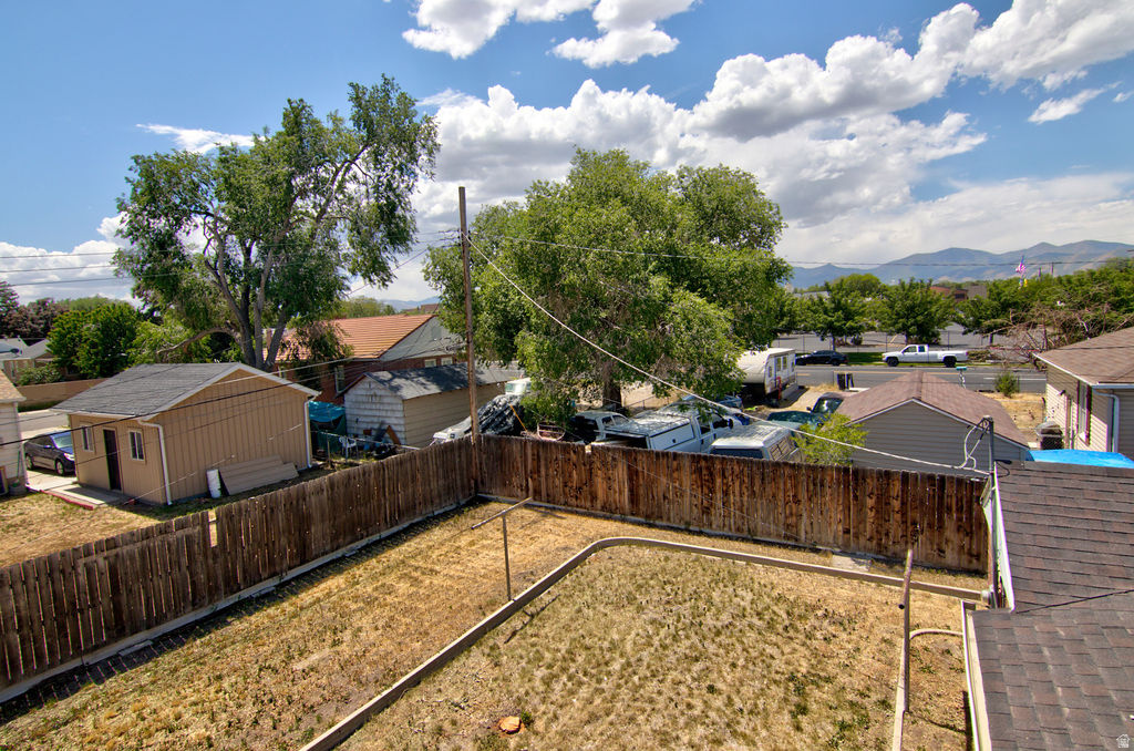 KEARNS TOWNSITE - Residential