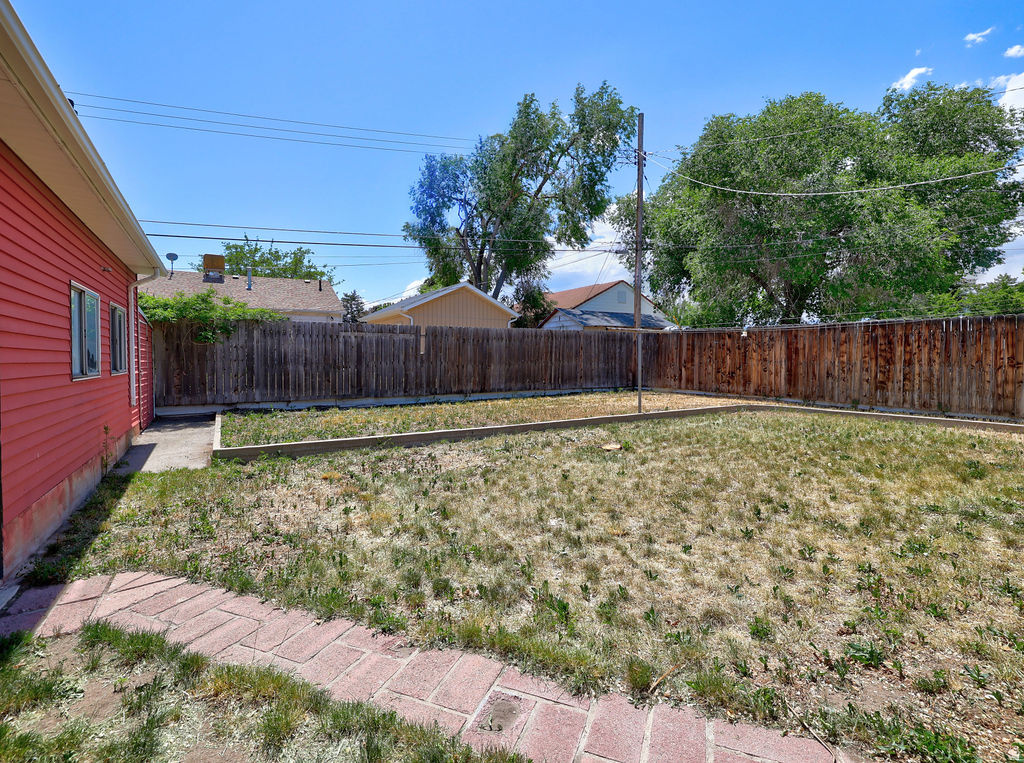 KEARNS TOWNSITE - Residential