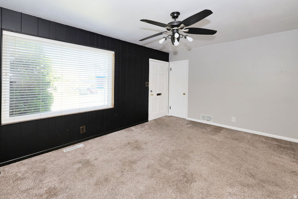 KEARNS TOWNSITE - Residential