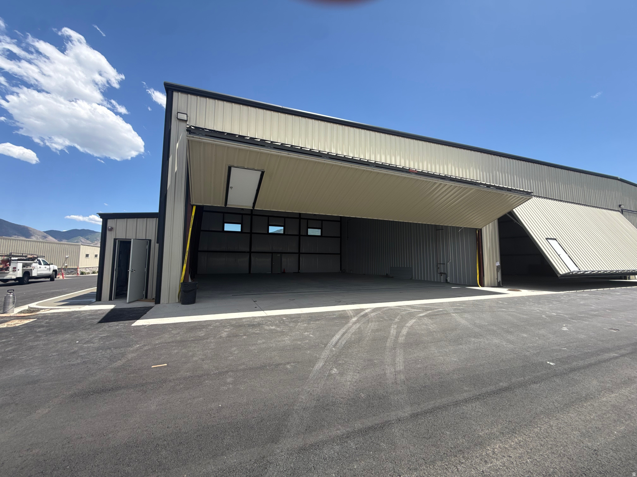 PATEY AVIATION DEVELOPMENT - SOUTH - Commercial Sale