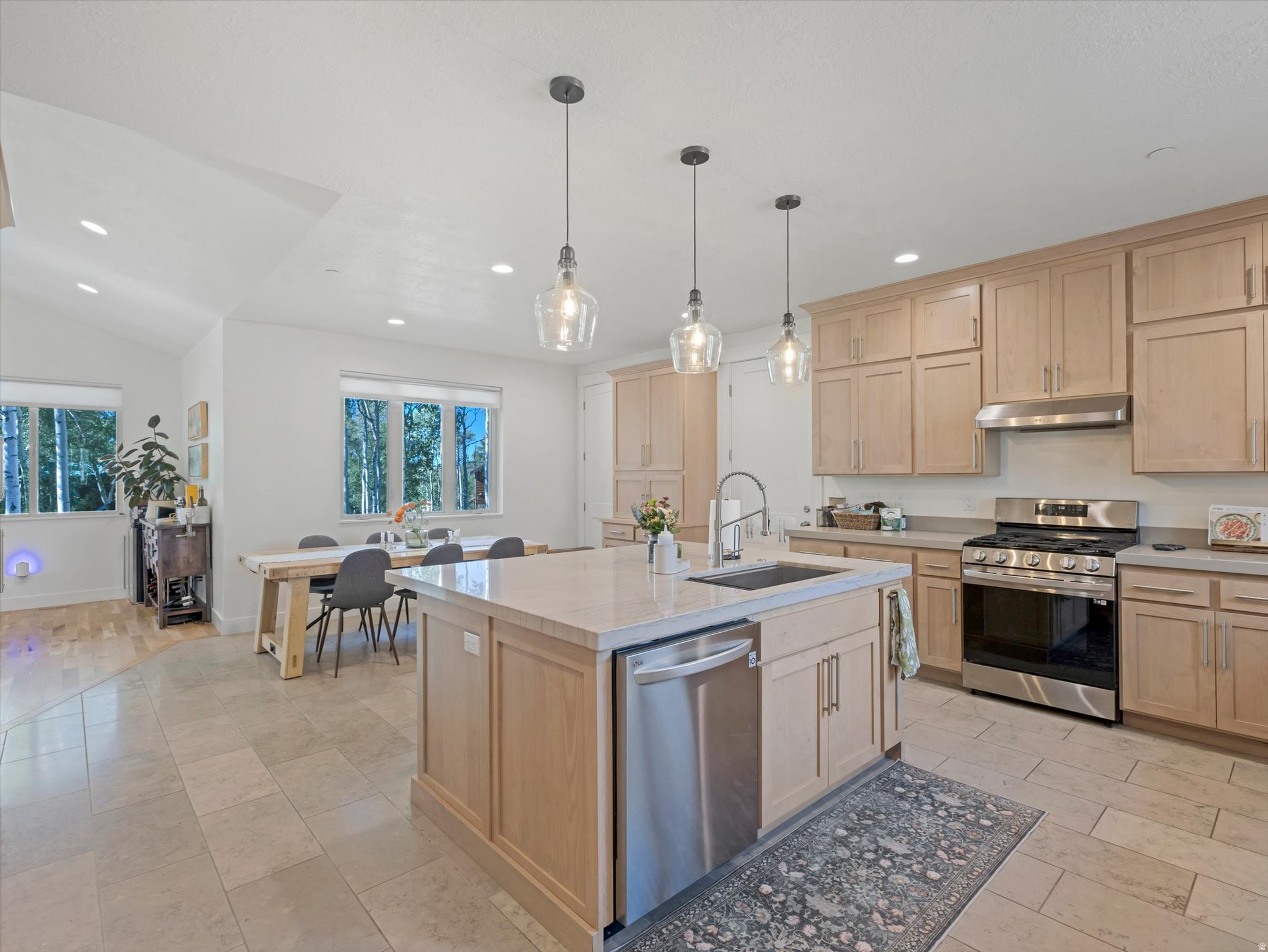 TIMBER LAKES - Residential