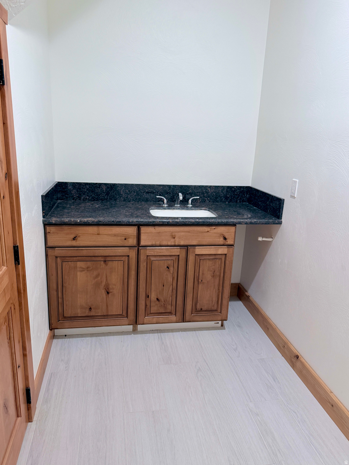PAUNSAUGUNT CLIFFS PHASE NO 3 SUBDIVISIO - Residential