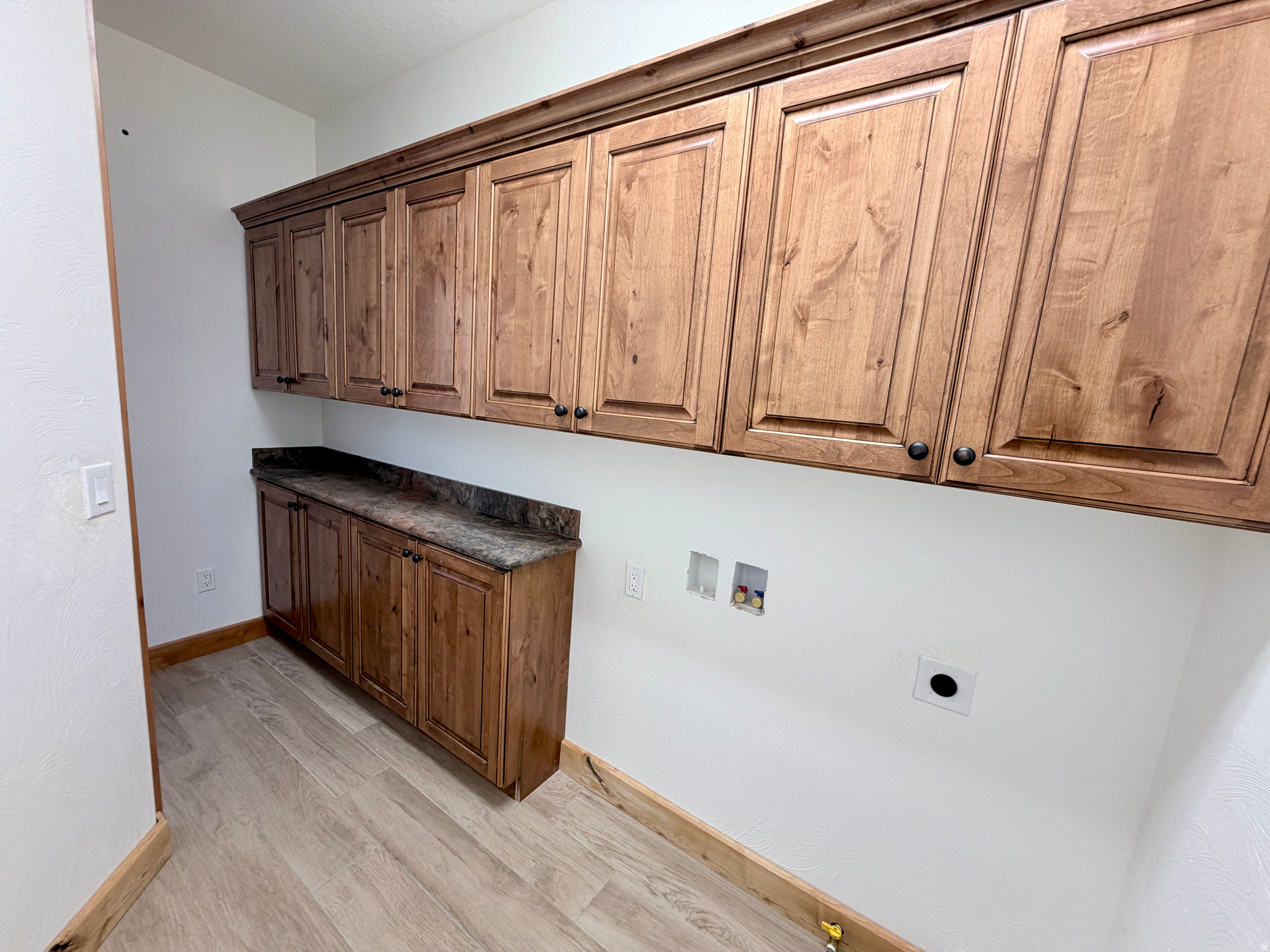 PAUNSAUGUNT CLIFFS PHASE NO 3 SUBDIVISIO - Residential