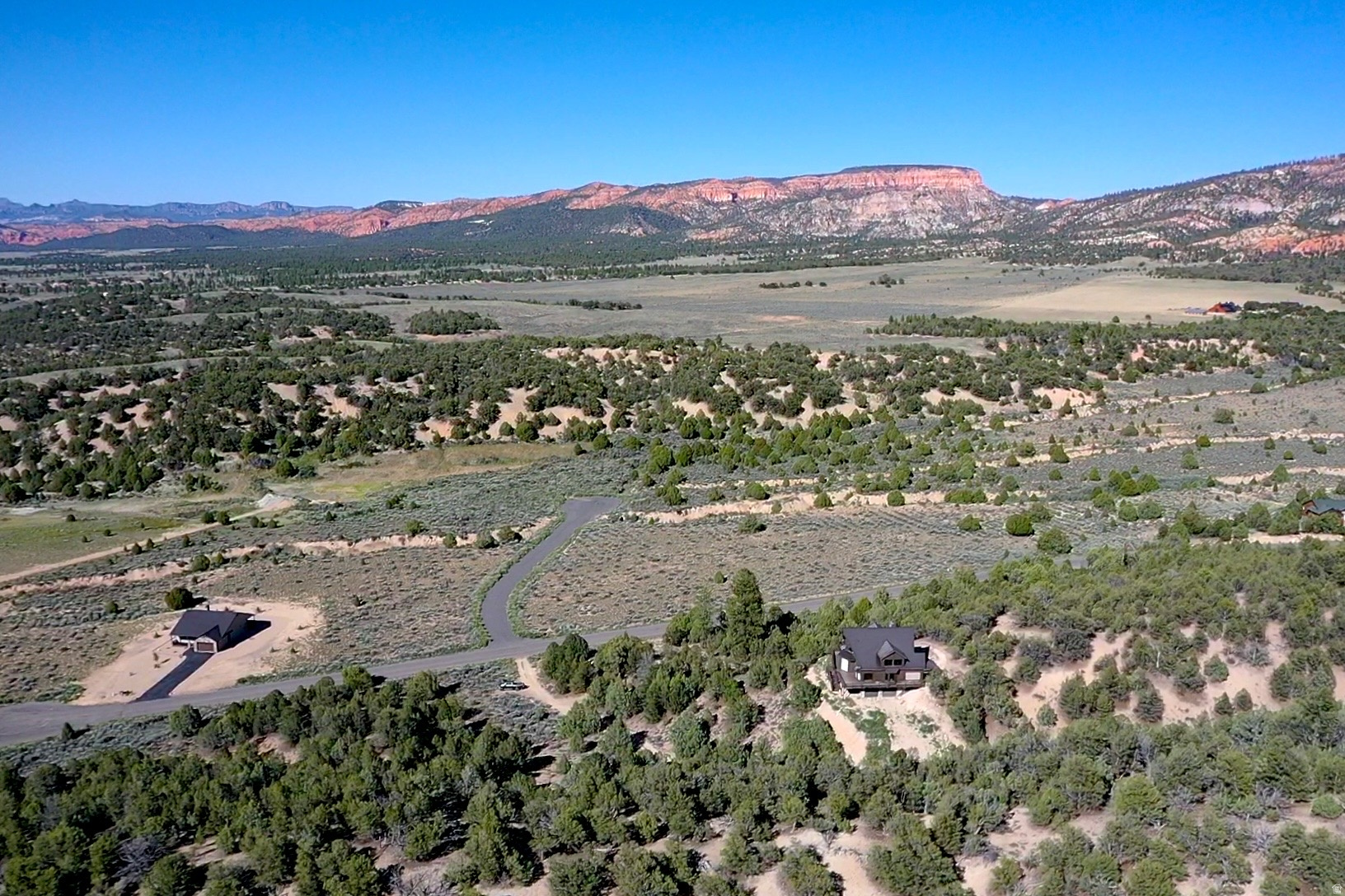 PAUNSAUGUNT CLIFFS PHASE NO 3 SUBDIVISIO - Residential