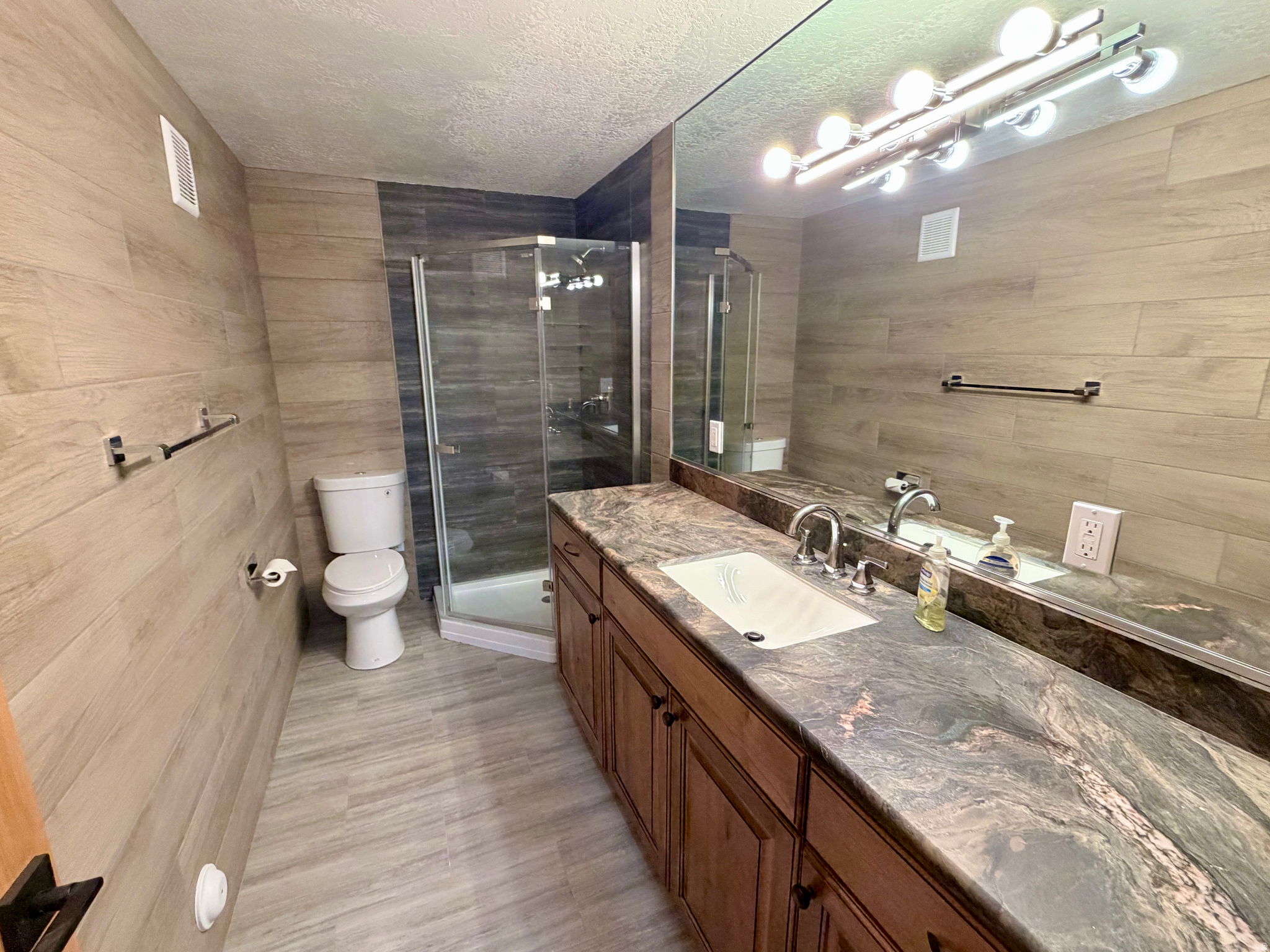 PAUNSAUGUNT CLIFFS PHASE NO 3 SUBDIVISIO - Residential