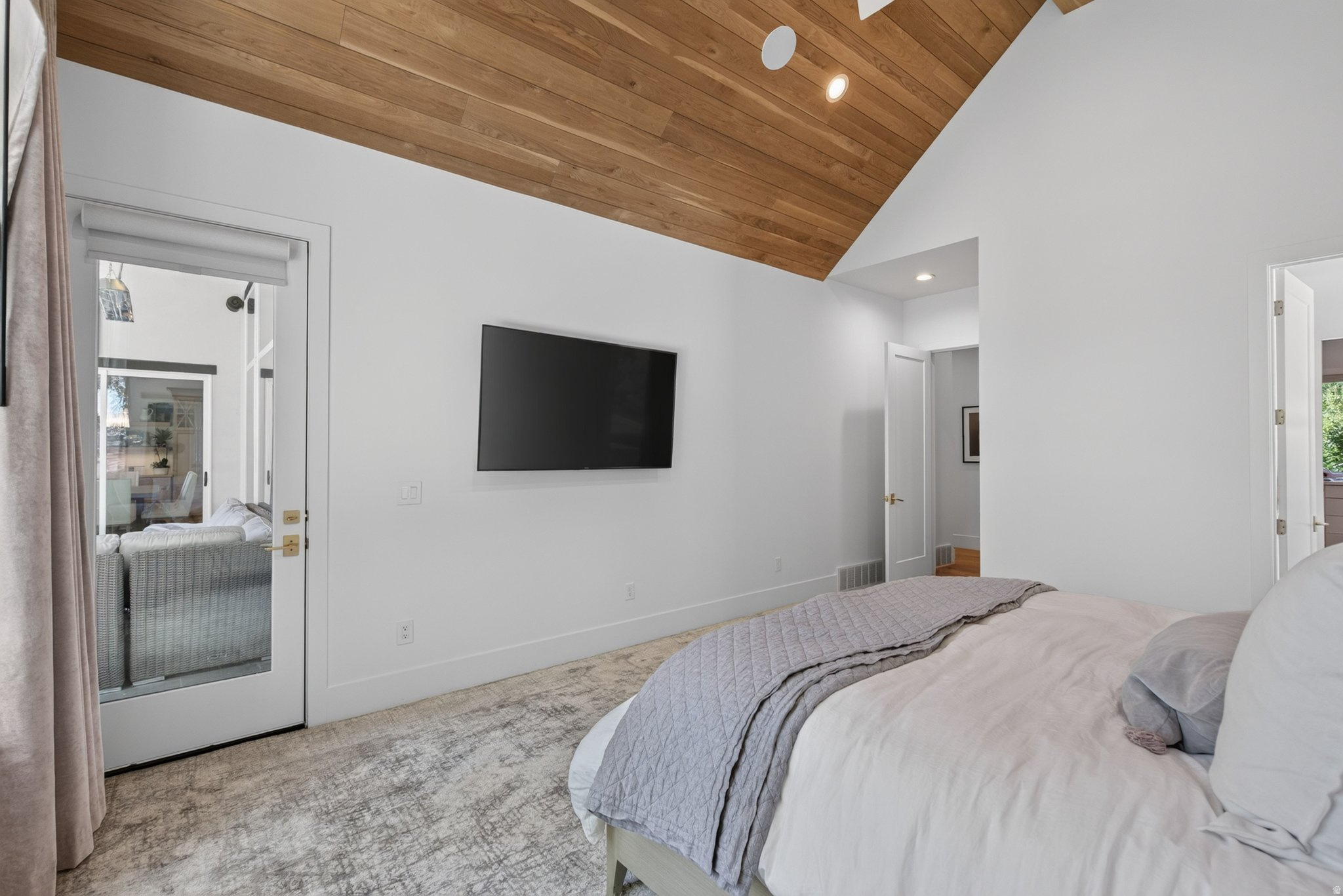 DAVIS - Residential