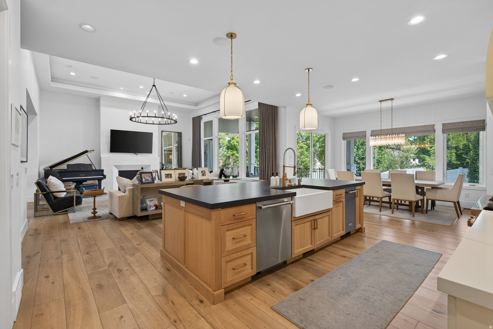 DAVIS - Residential