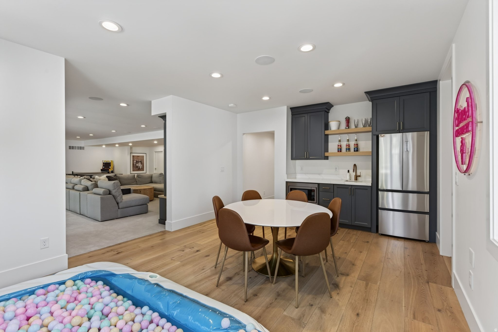 DAVIS - Residential