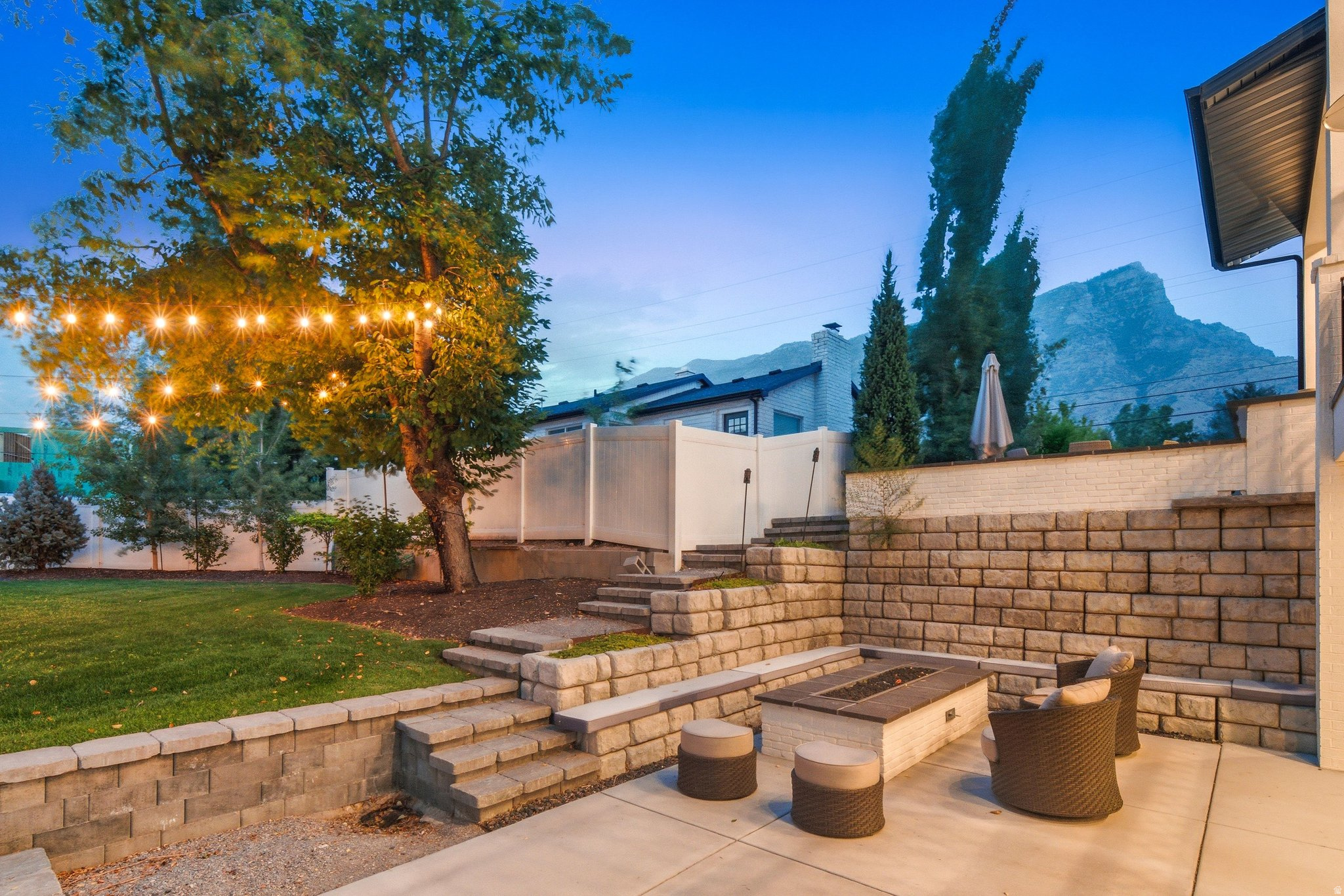 DAVIS - Residential