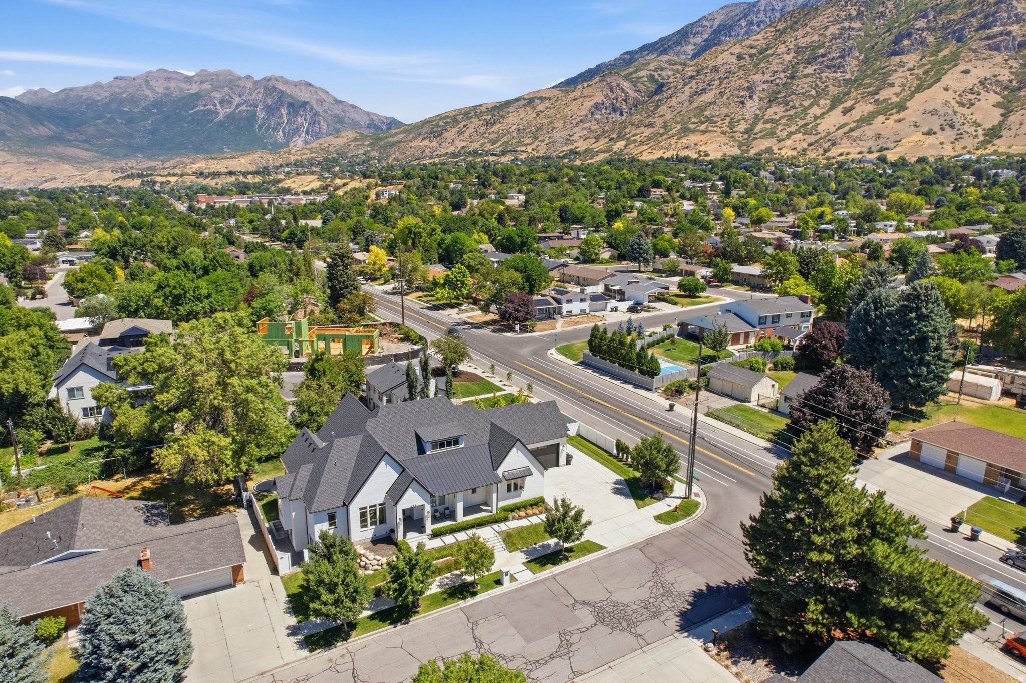 DAVIS - Residential