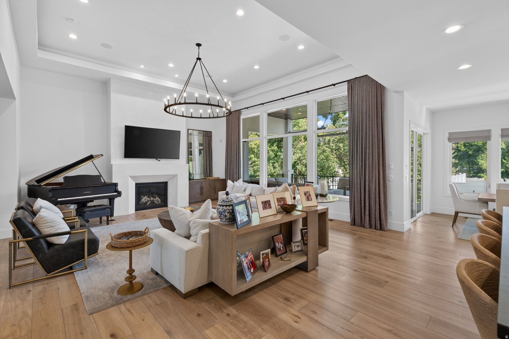 DAVIS - Residential