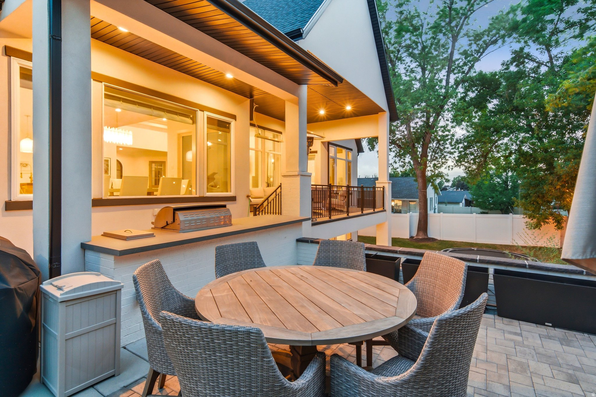 DAVIS - Residential