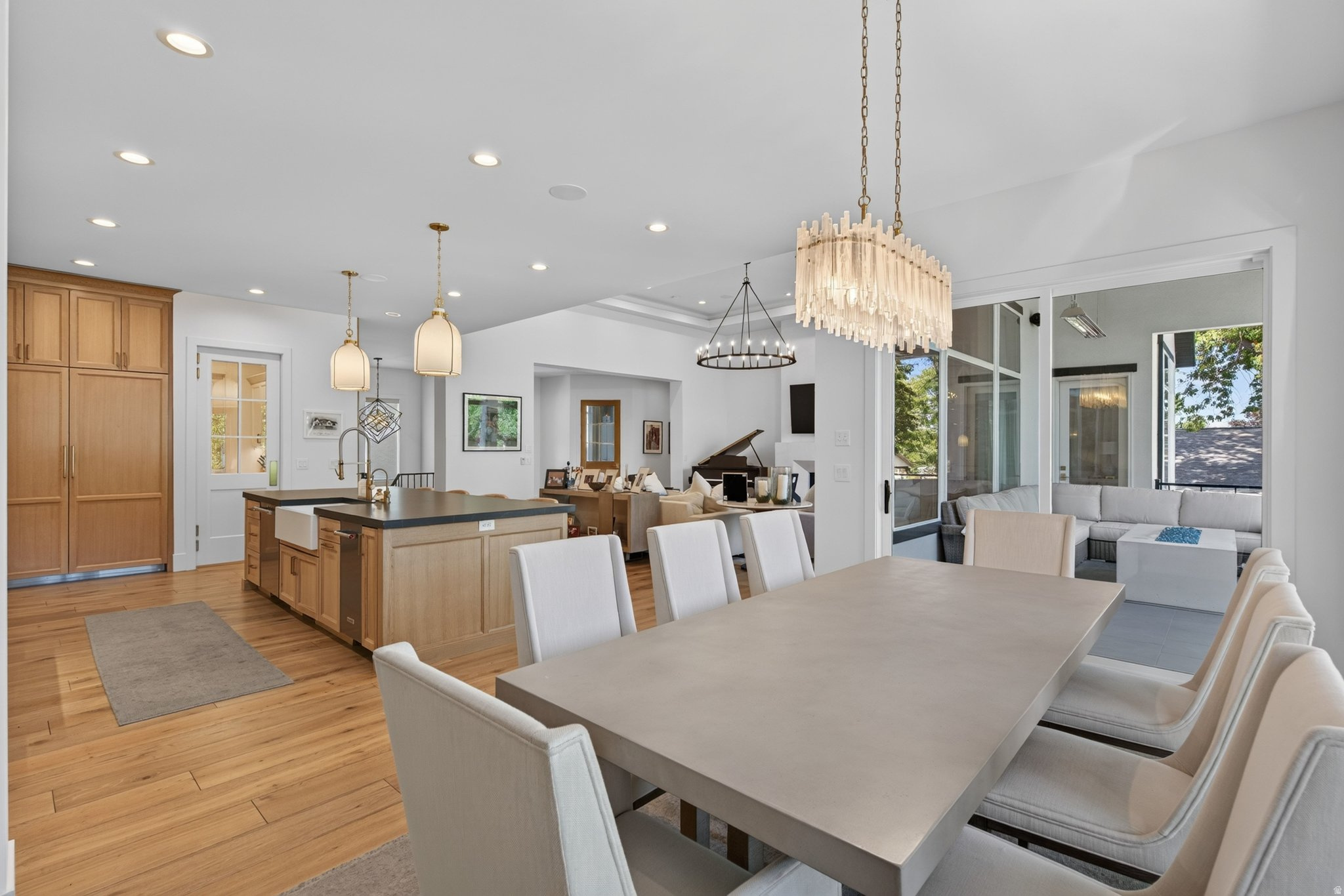 DAVIS - Residential