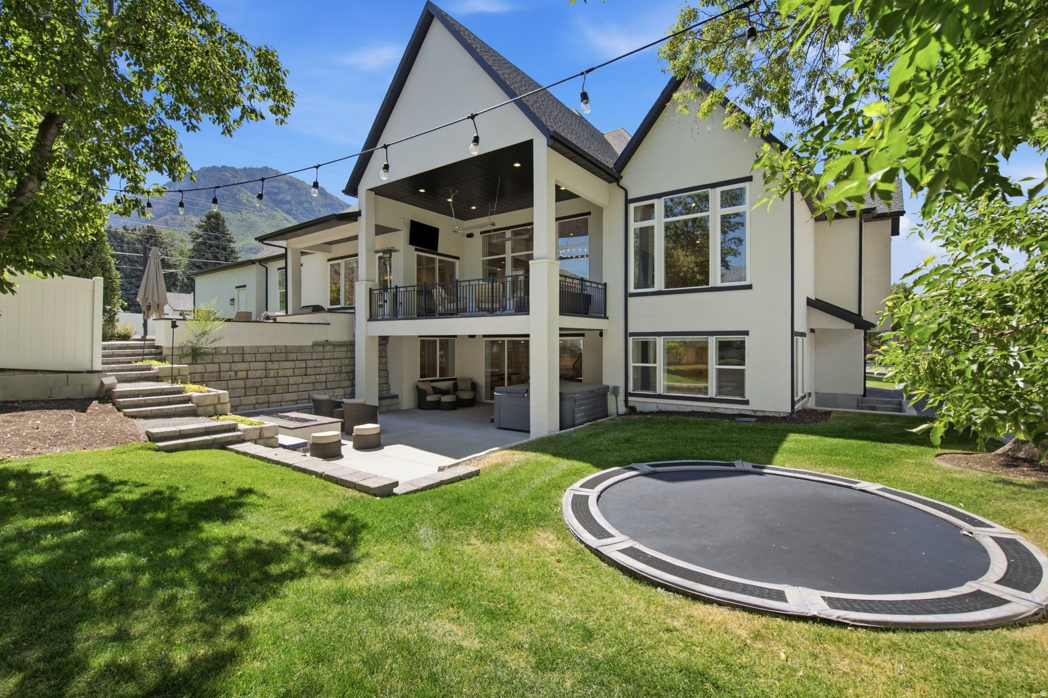 DAVIS - Residential
