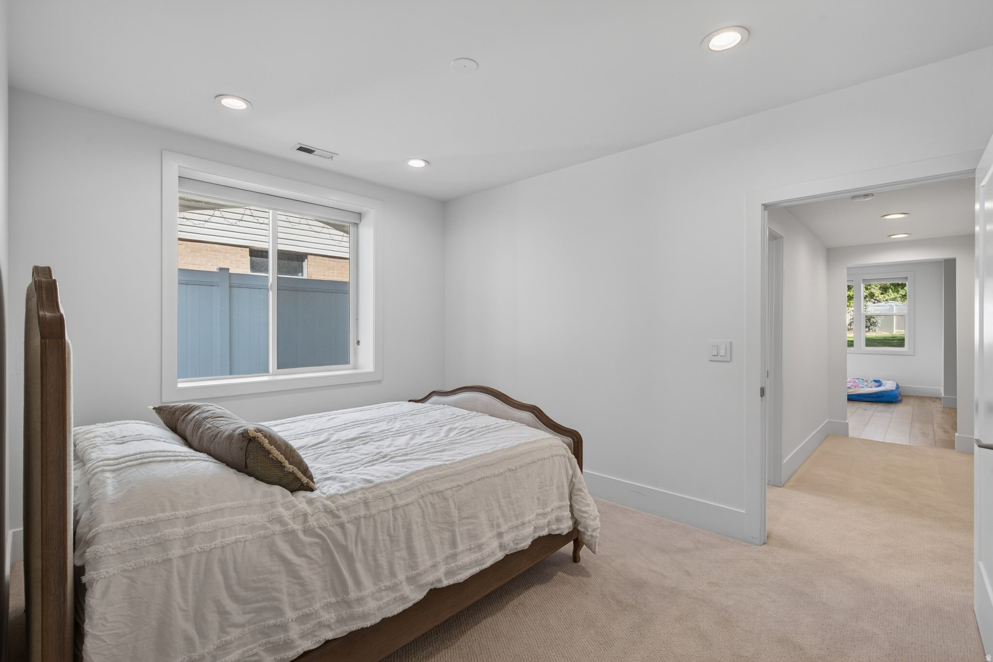 DAVIS - Residential