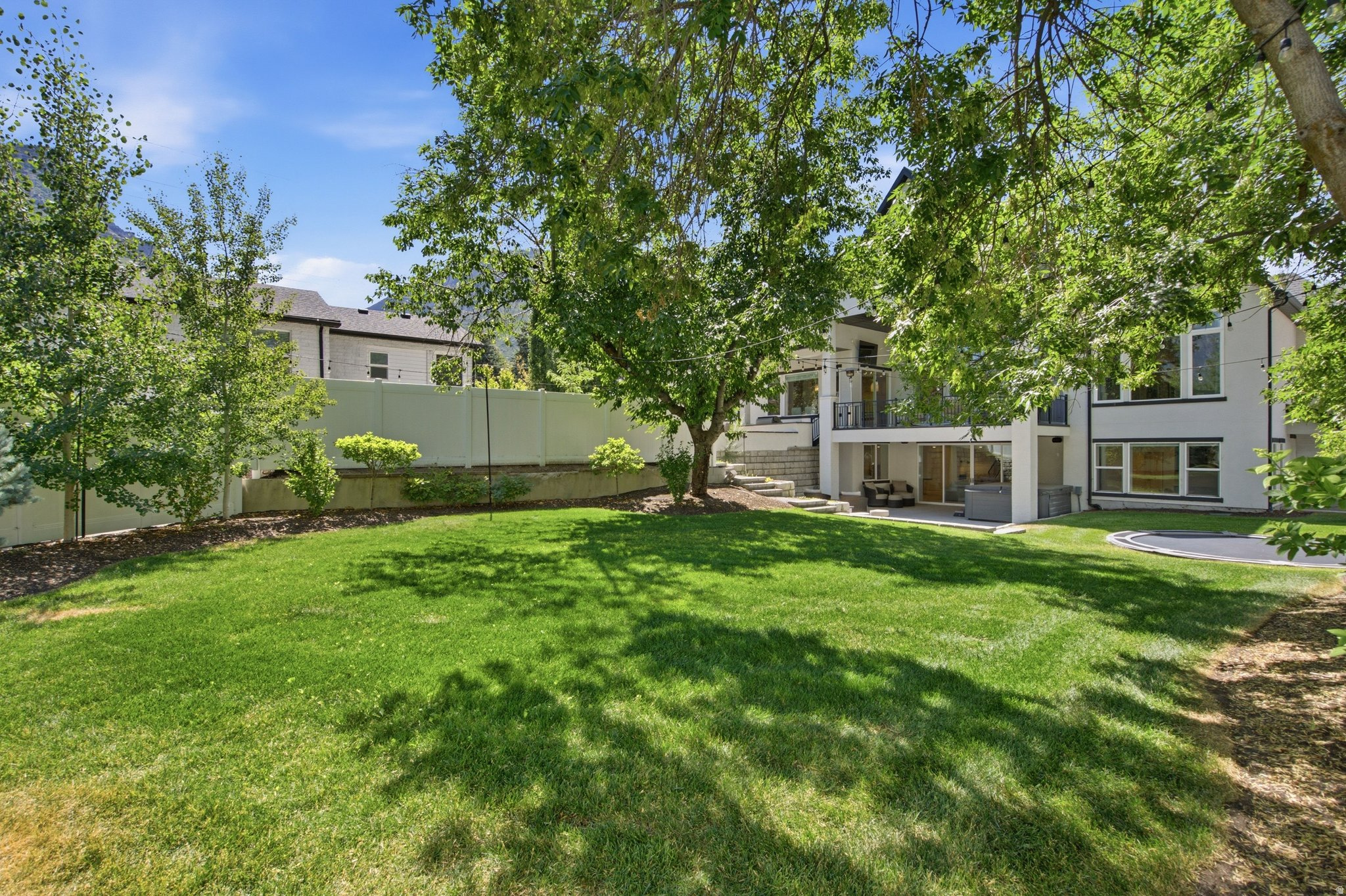 DAVIS - Residential