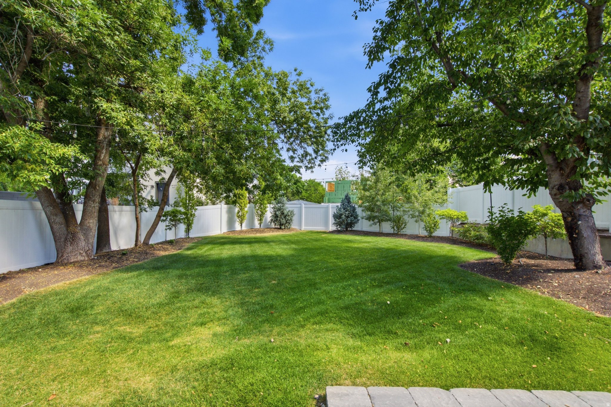 DAVIS - Residential