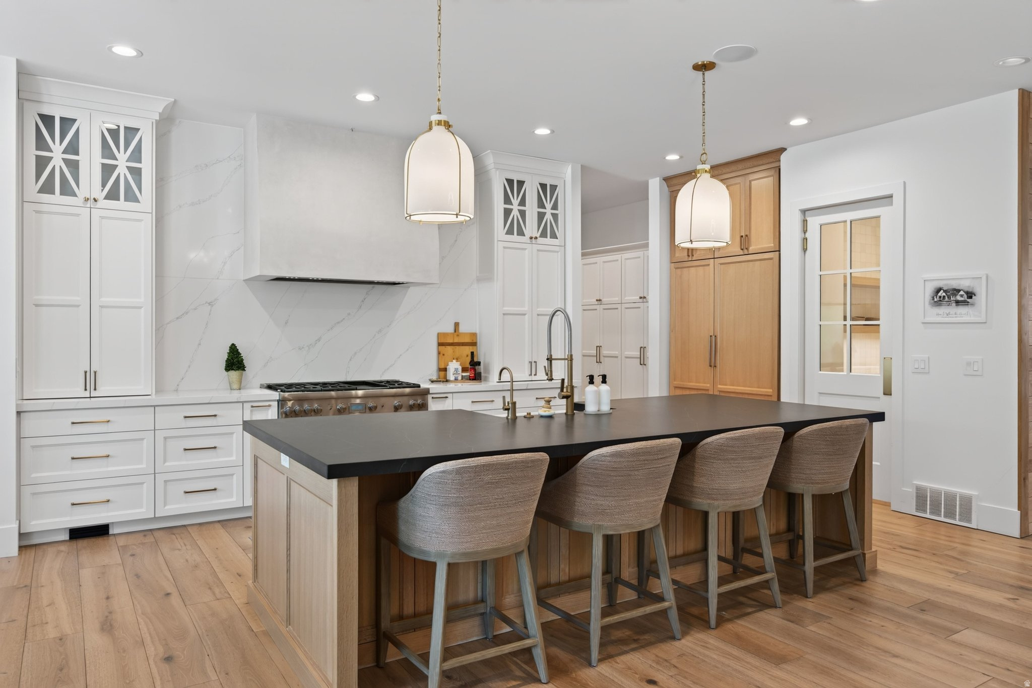DAVIS - Residential
