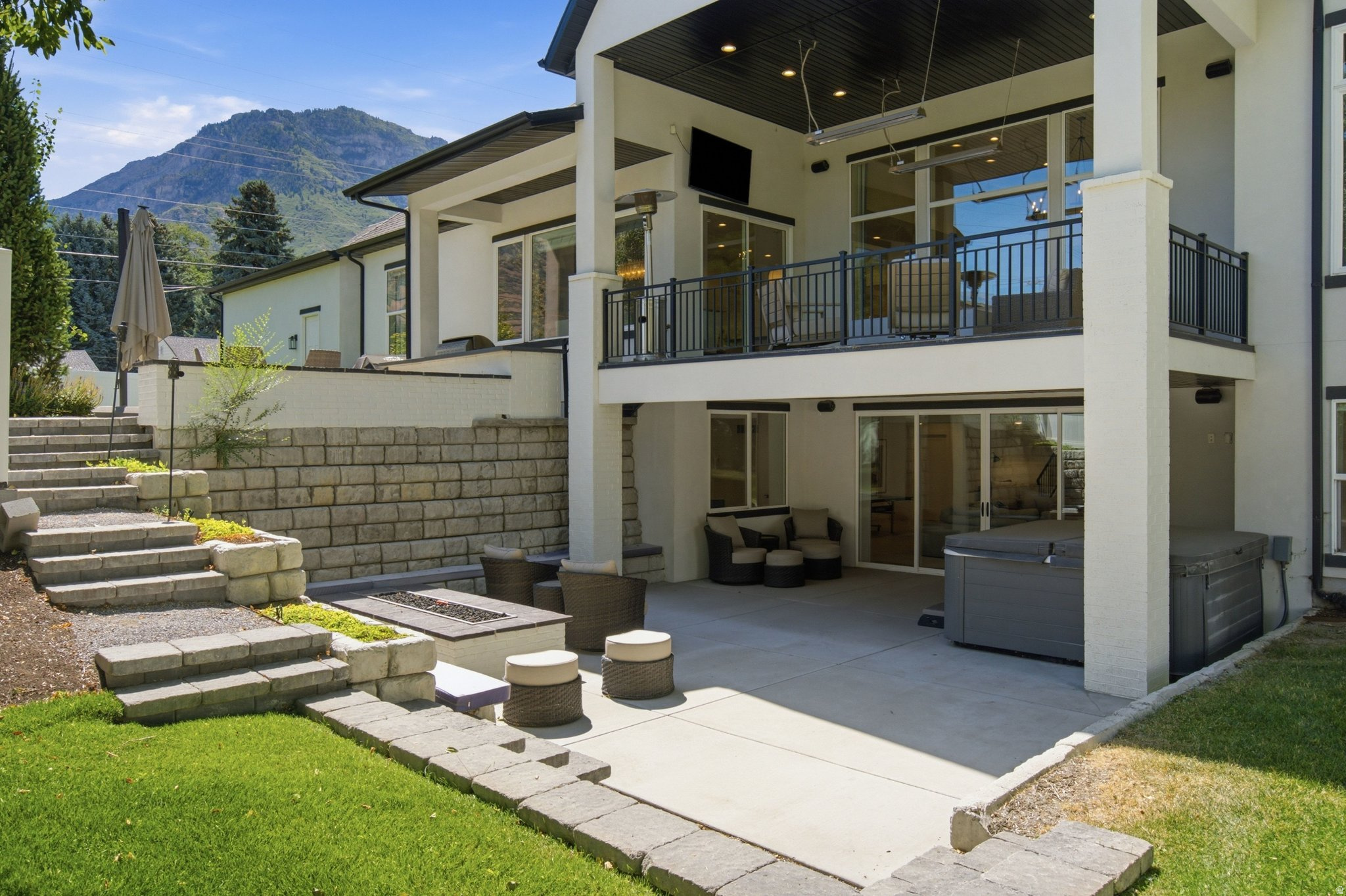 DAVIS - Residential