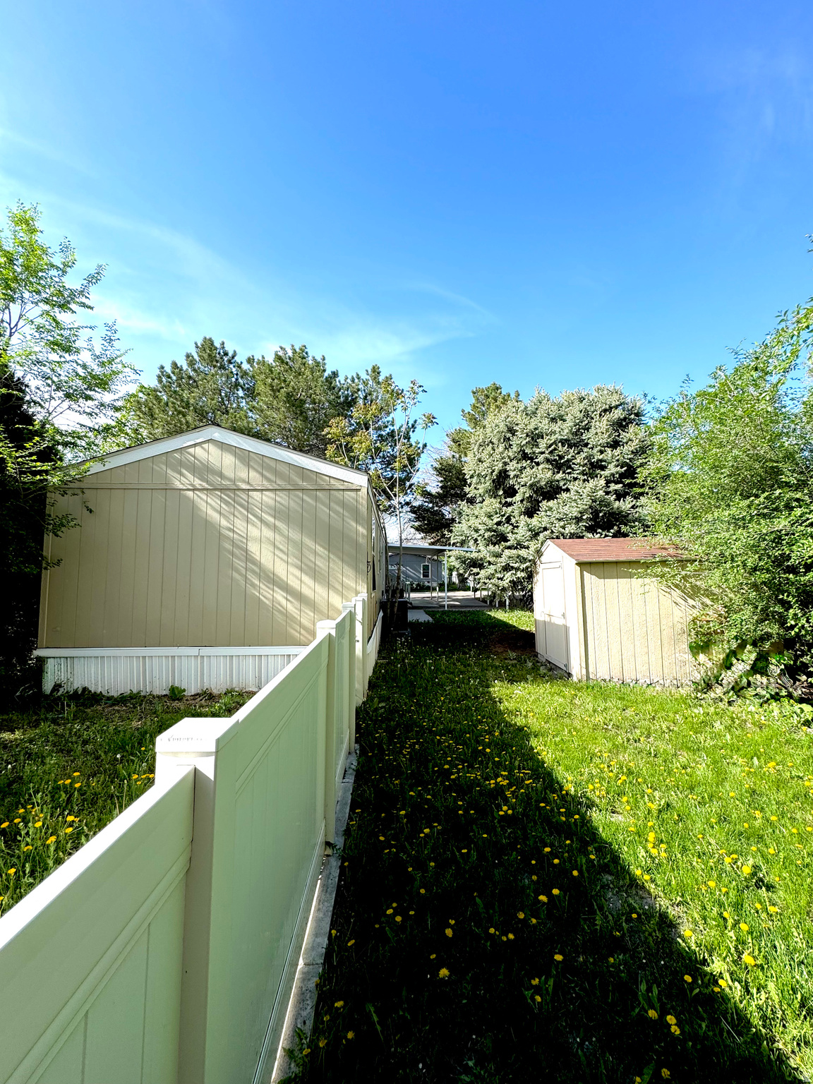 ALL SEASONS - Residential
