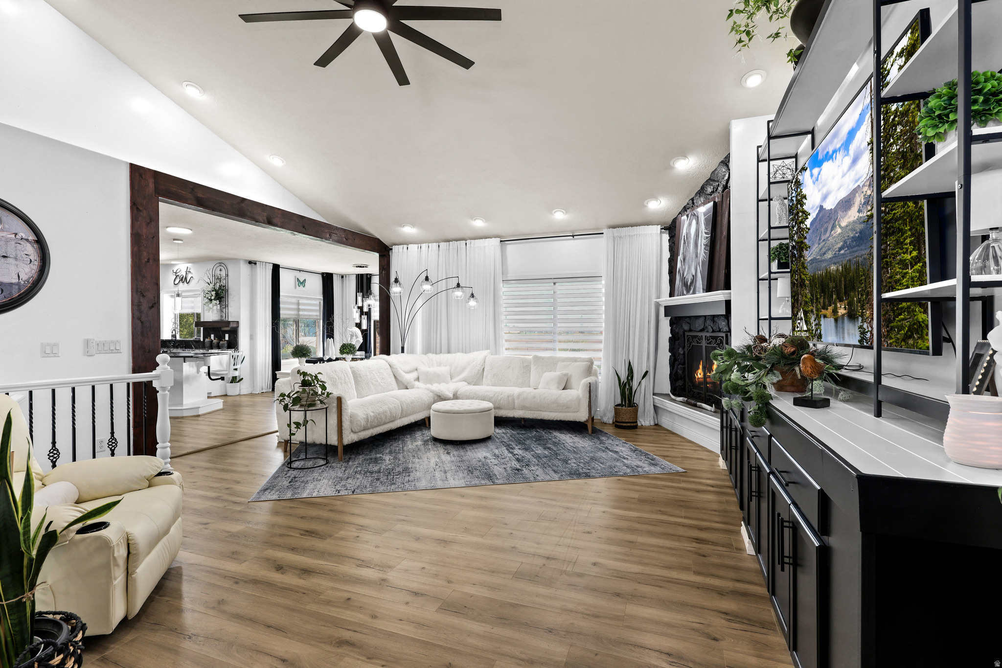 SECRIST ACRES - Residential