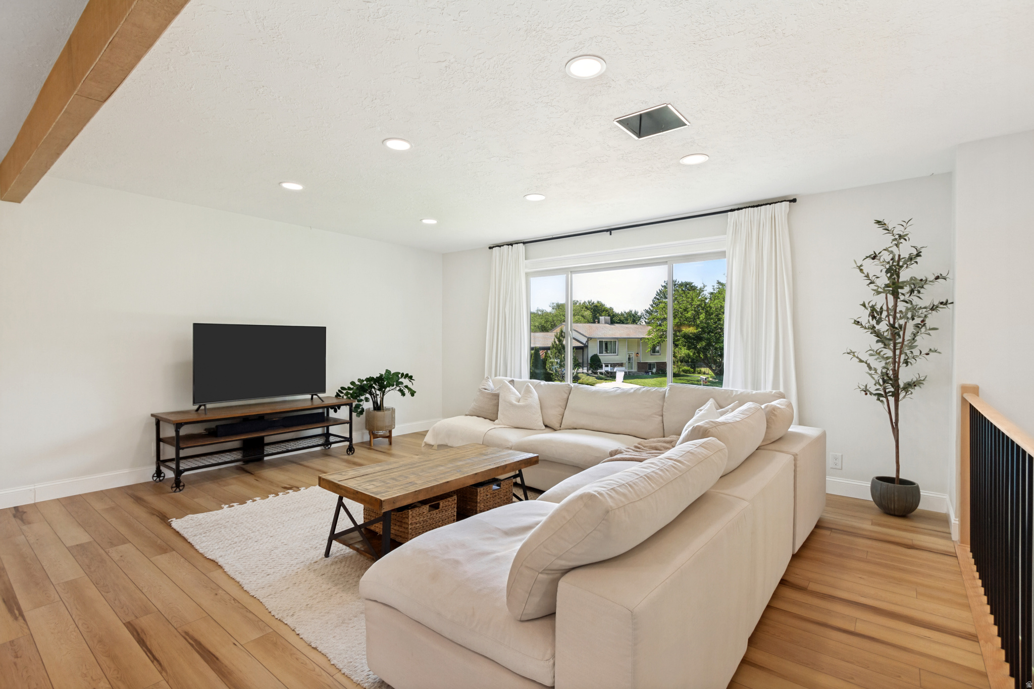 GREEN ACRES ESTATES - Residential