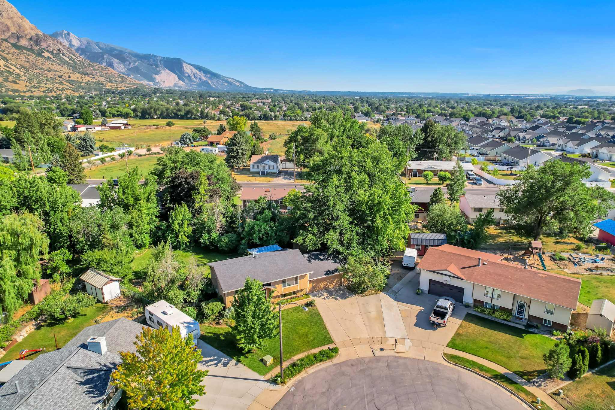 GREEN ACRES ESTATES - Residential