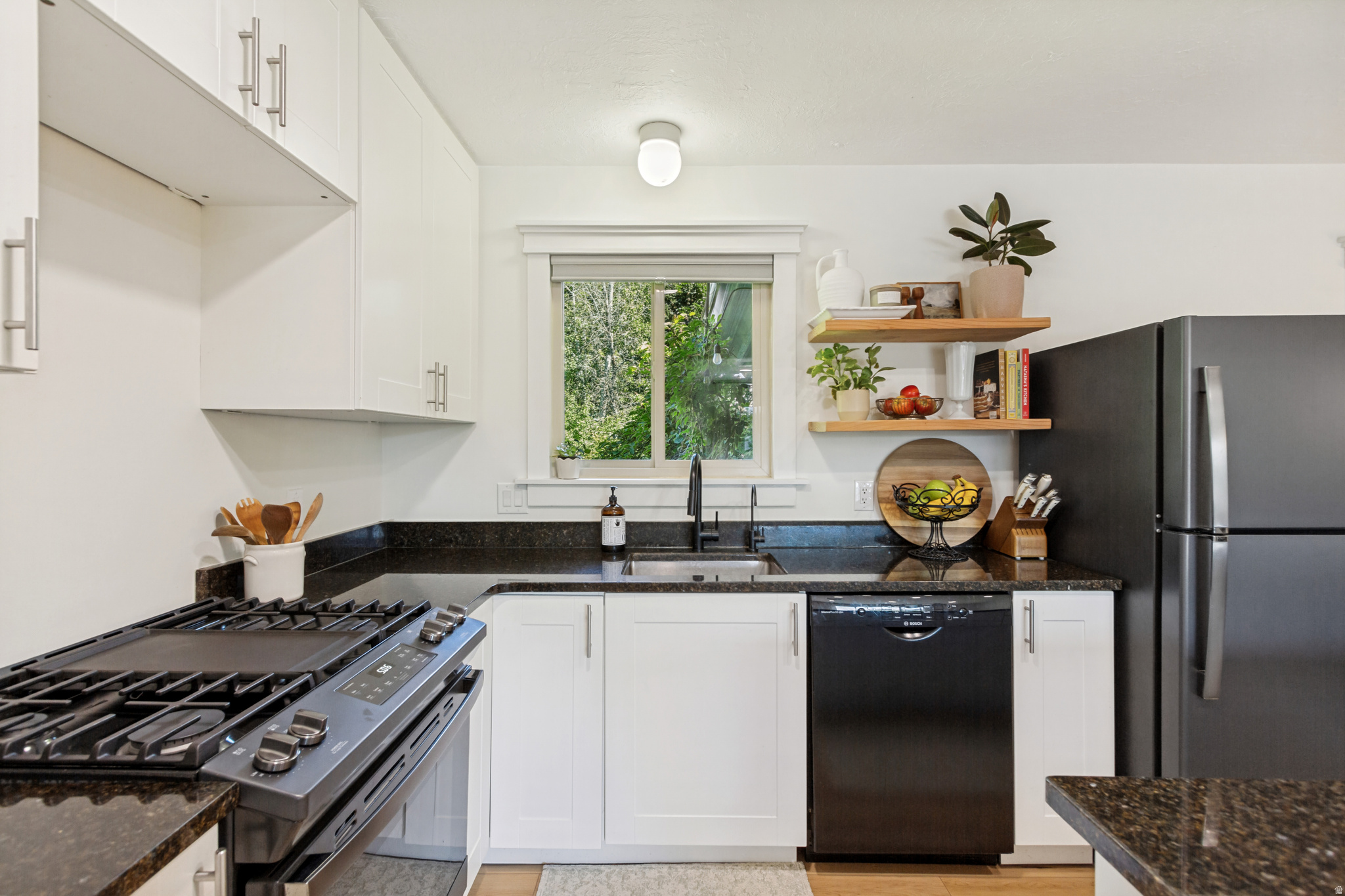 GREEN ACRES ESTATES - Residential