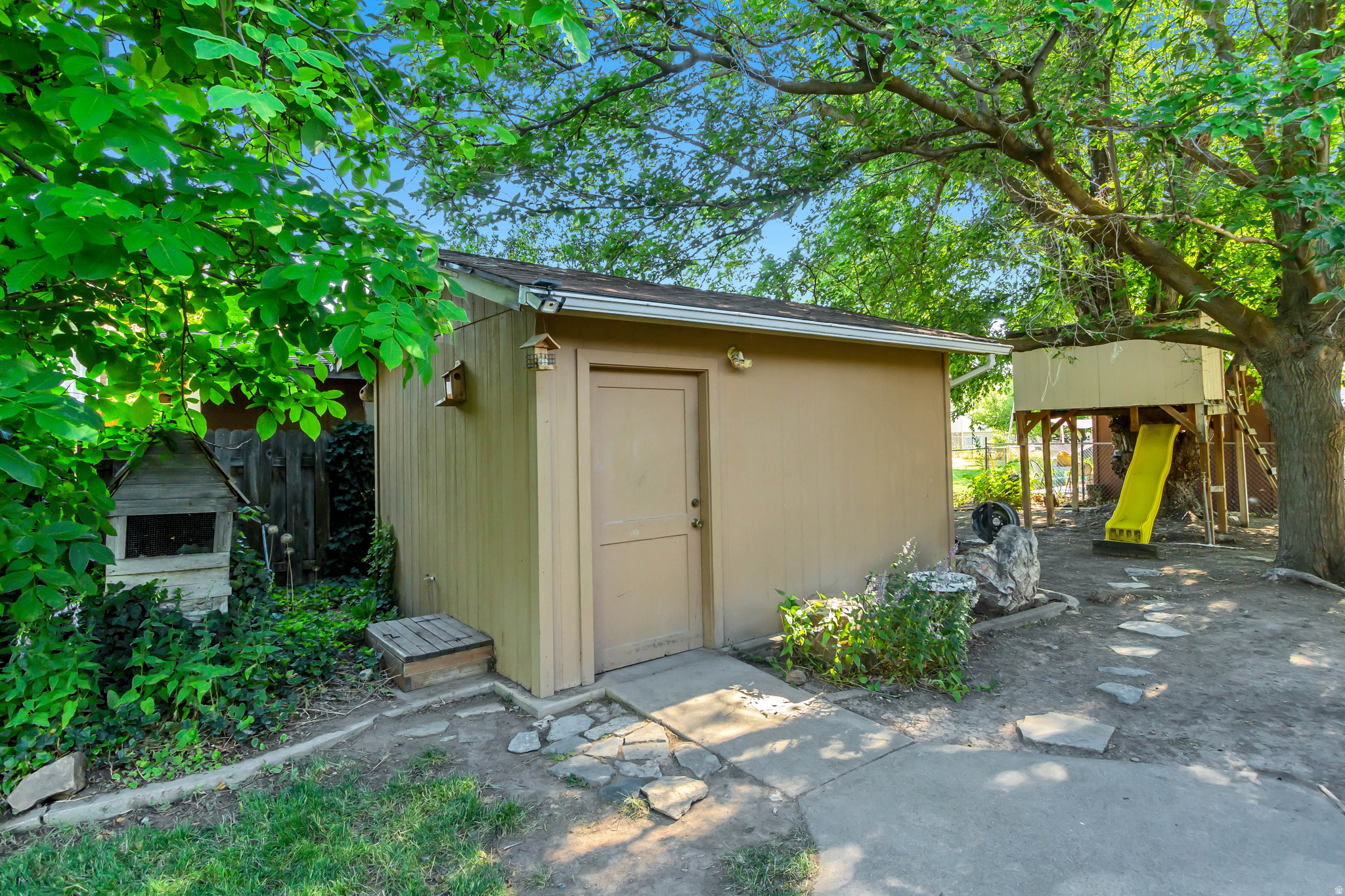 GREEN ACRES ESTATES - Residential
