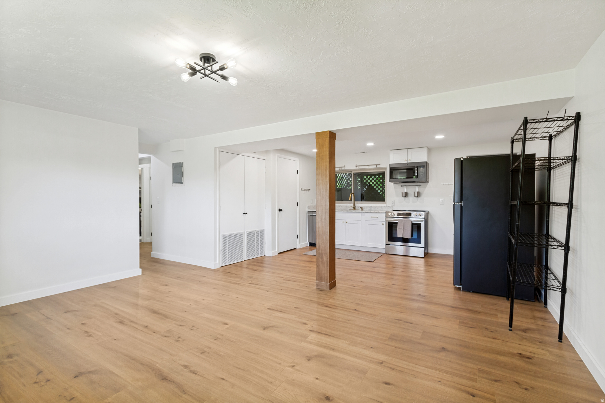 GREEN ACRES ESTATES - Residential