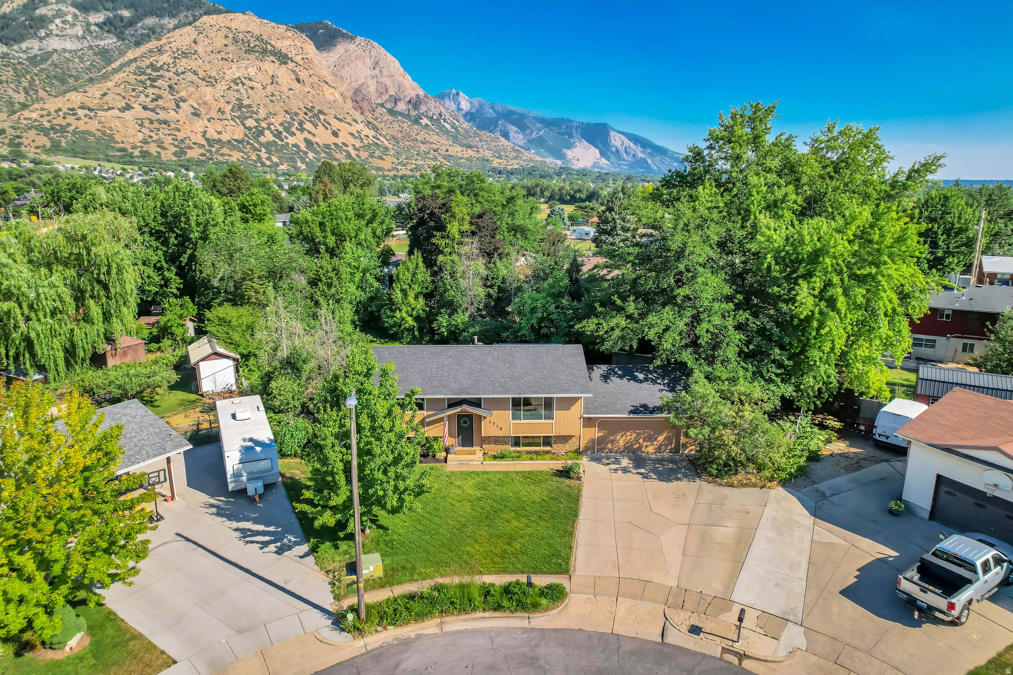 GREEN ACRES ESTATES - Residential