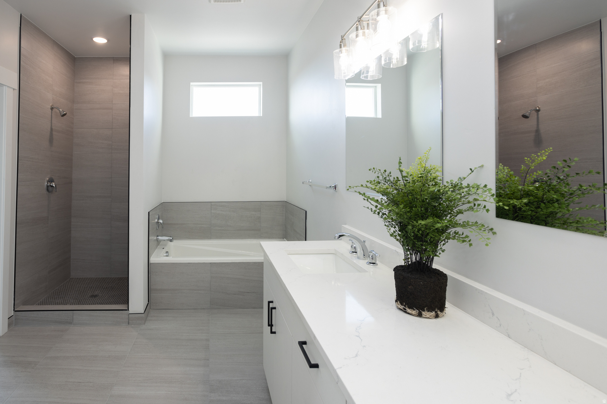 COVE MOUNTAIN VILLAGE TOWNHOMES - Residential