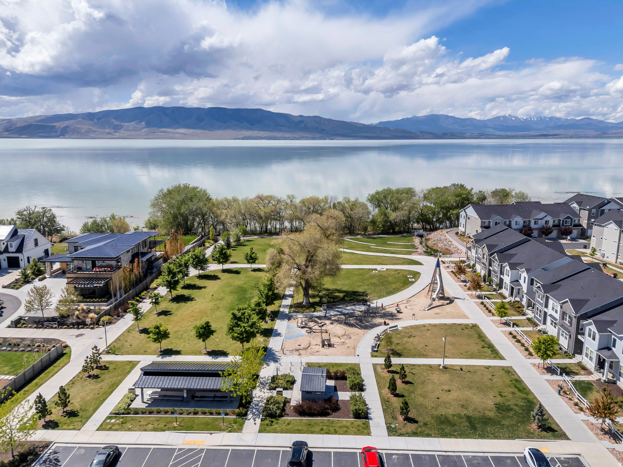 JAMES BAY AT WATERS EDGE - Residential