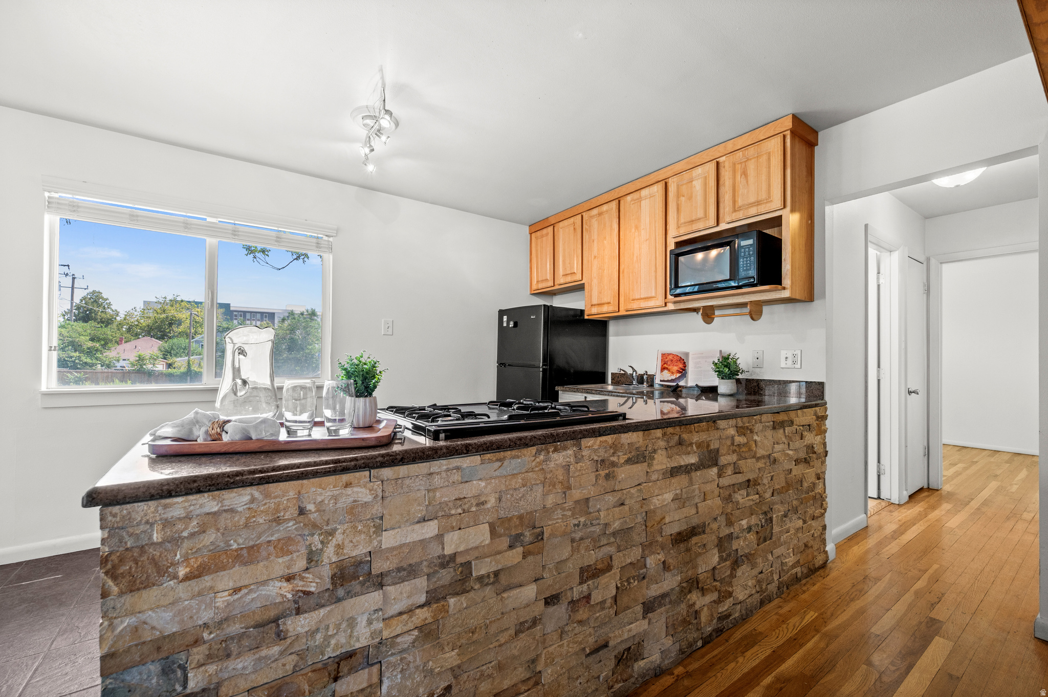 MARMALADE SQUARE CONDO - Residential