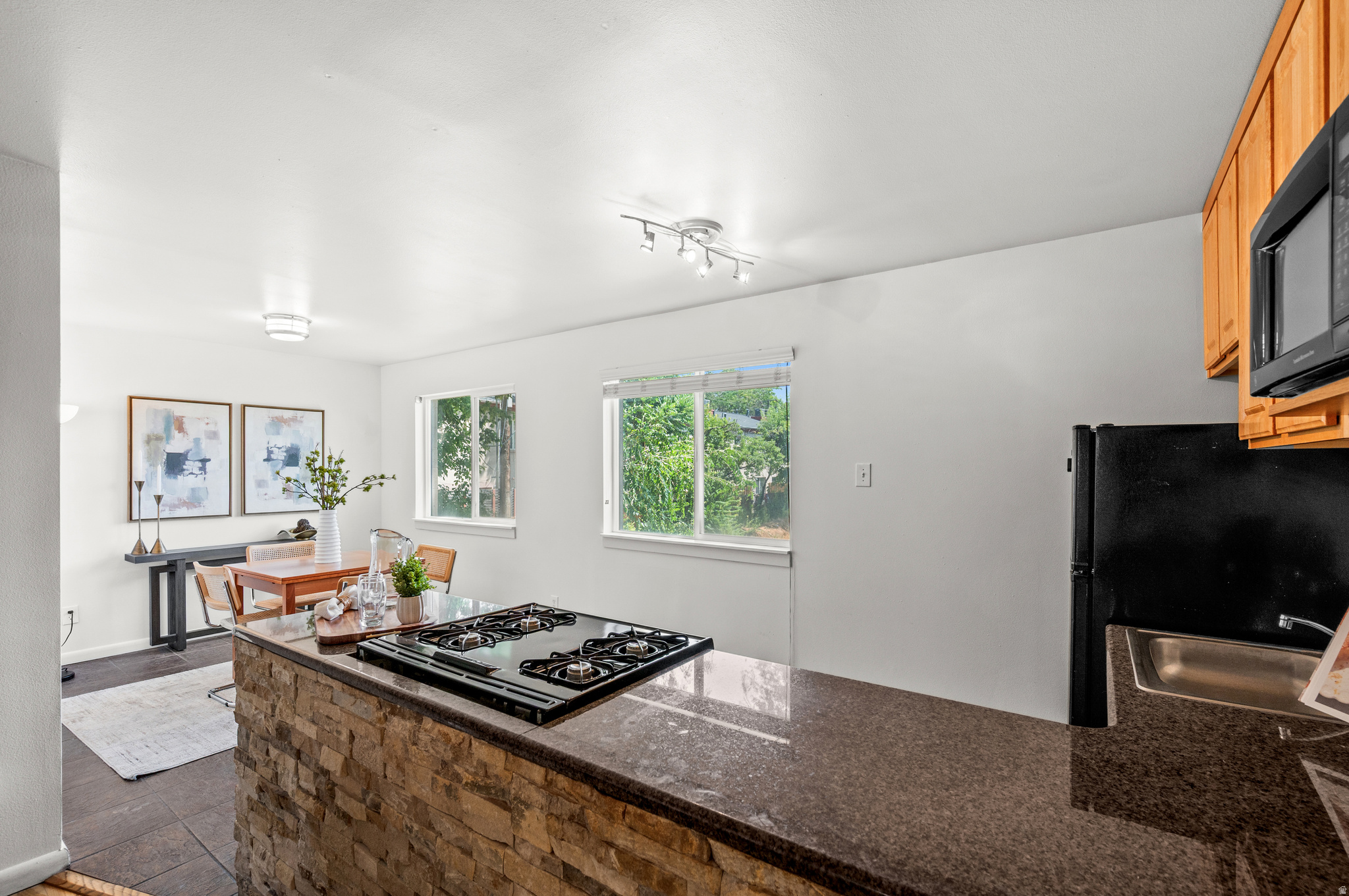 MARMALADE SQUARE CONDO - Residential