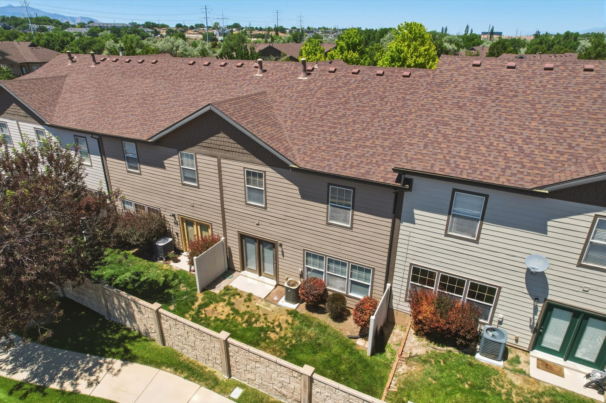 GABLES & VILLAS AT RIVER OAKS - Residential