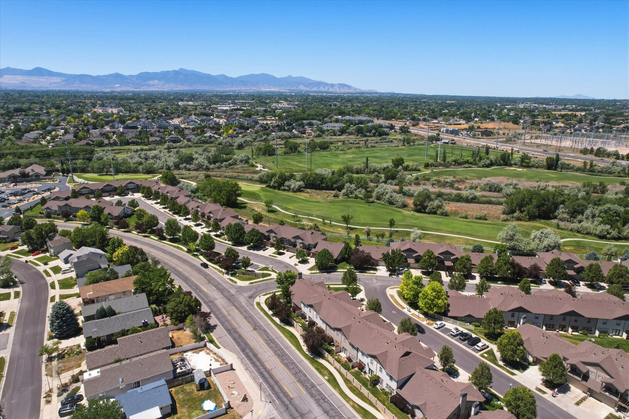 GABLES & VILLAS AT RIVER OAKS - Residential