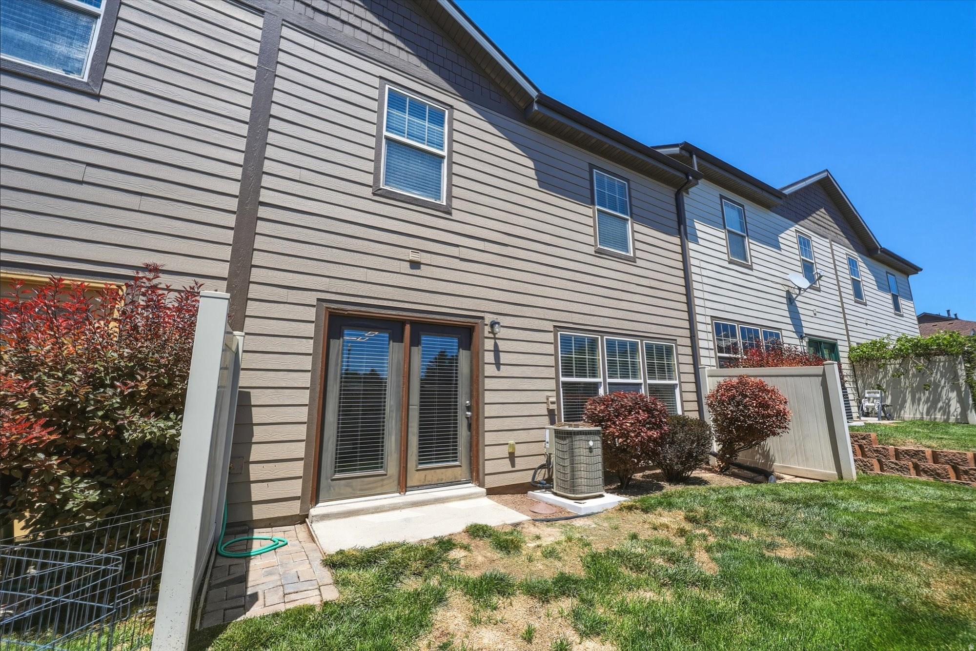GABLES & VILLAS AT RIVER OAKS - Residential